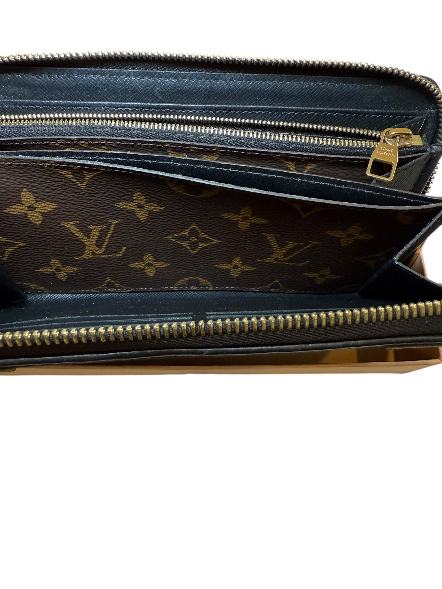 Louis Vuitton Zippy Wallet NM Monogram Canvas (2019, Made in France)