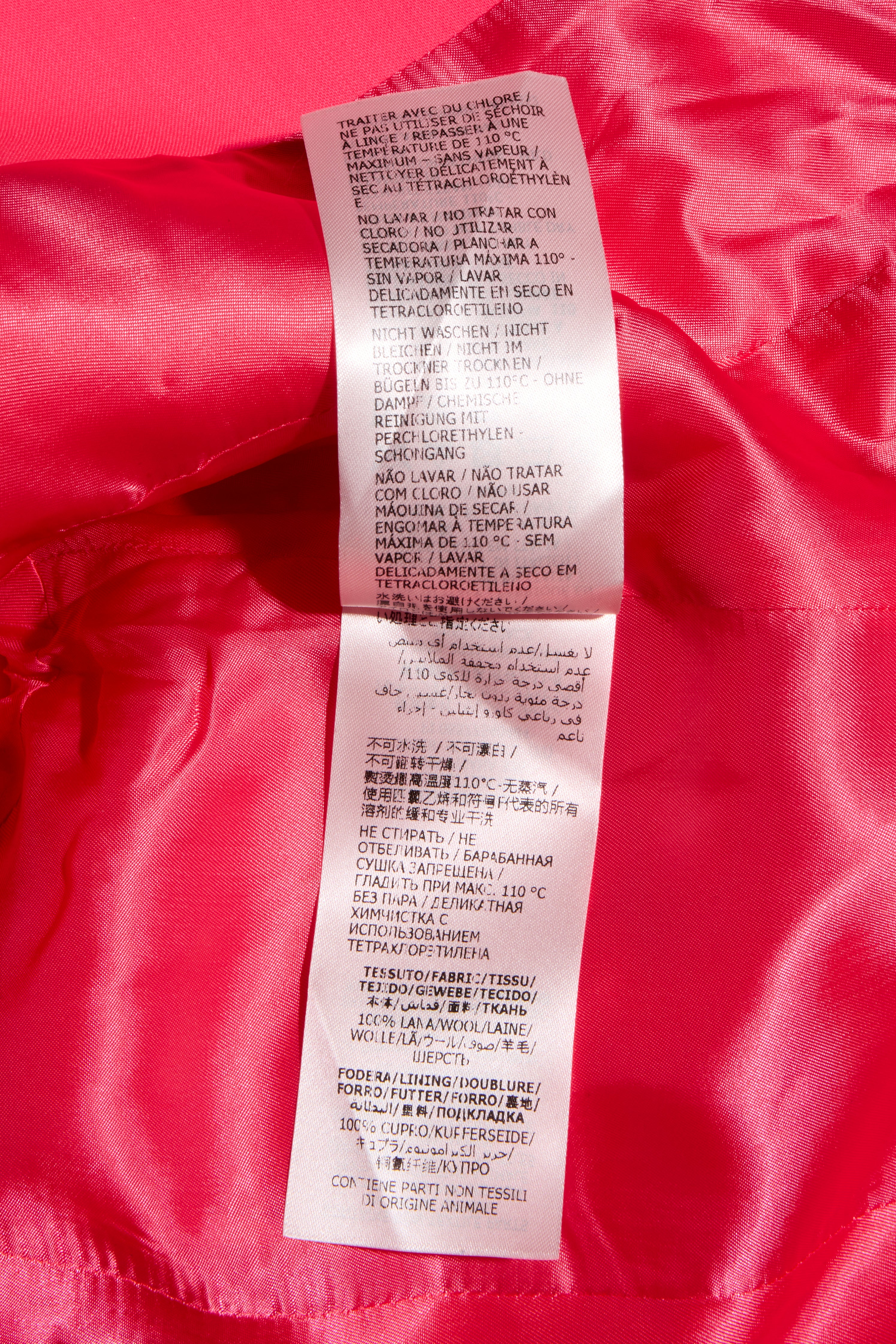 Alexander McQueen Spring/Summer 2022 Hot Pink Wool Double-Breasted Pantsuit IT 40