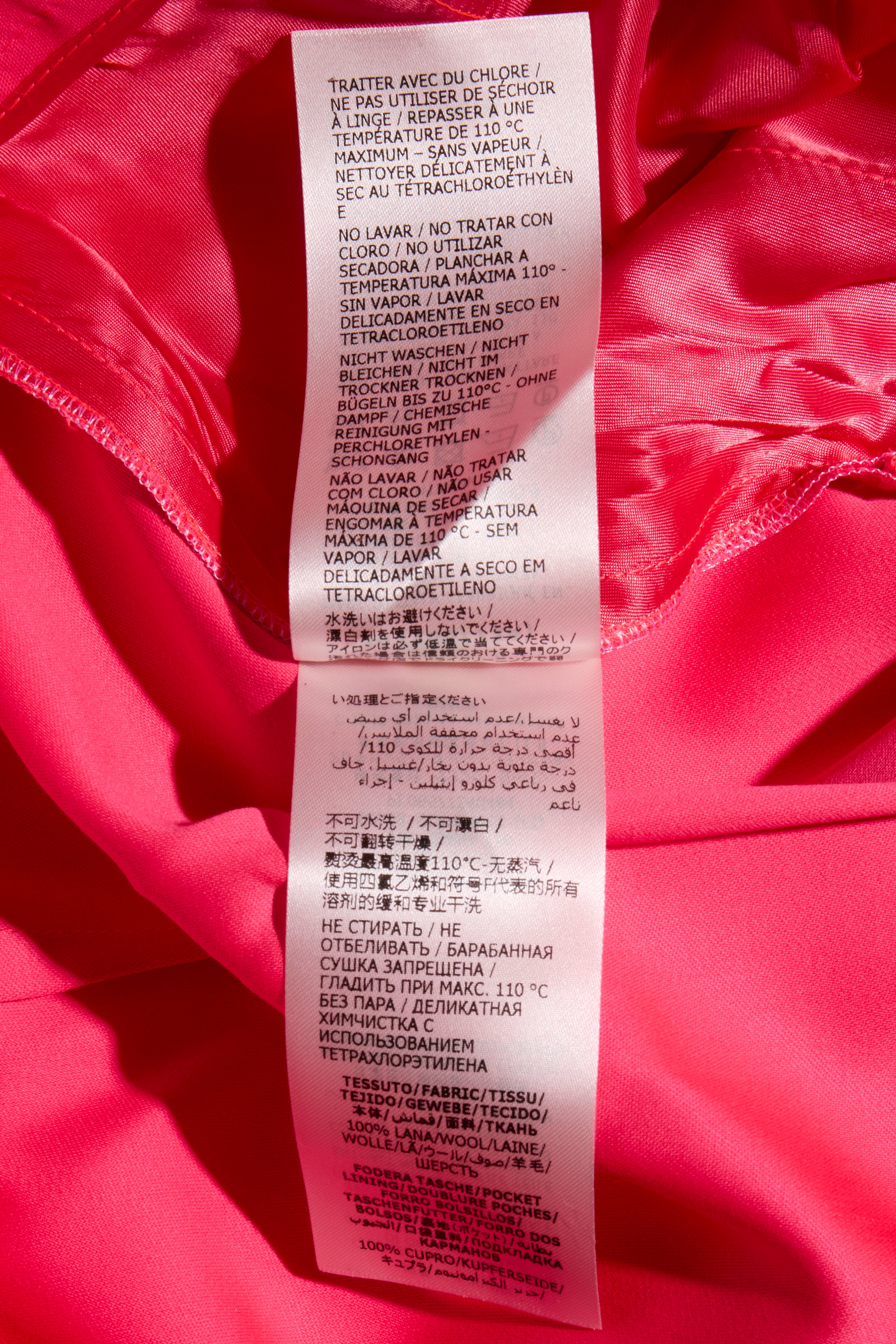 Alexander McQueen Spring/Summer 2022 Hot Pink Wool Double-Breasted Pantsuit IT 40