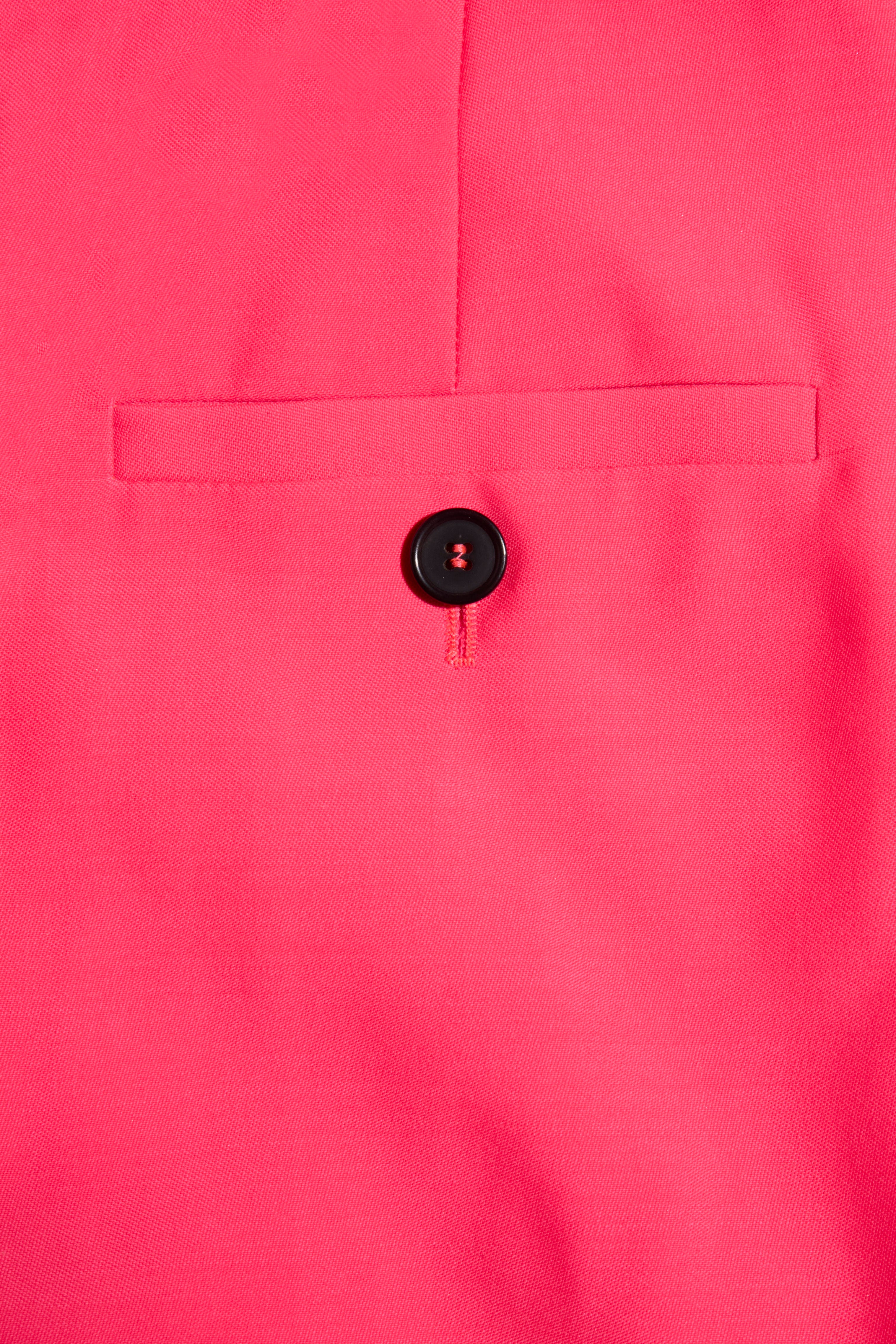 Alexander McQueen Spring/Summer 2022 Hot Pink Wool Double-Breasted Pantsuit IT 40