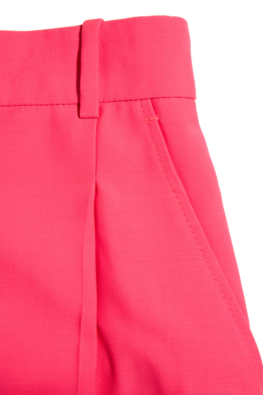 Alexander McQueen Spring/Summer 2022 Hot Pink Wool Double-Breasted Pantsuit IT 40