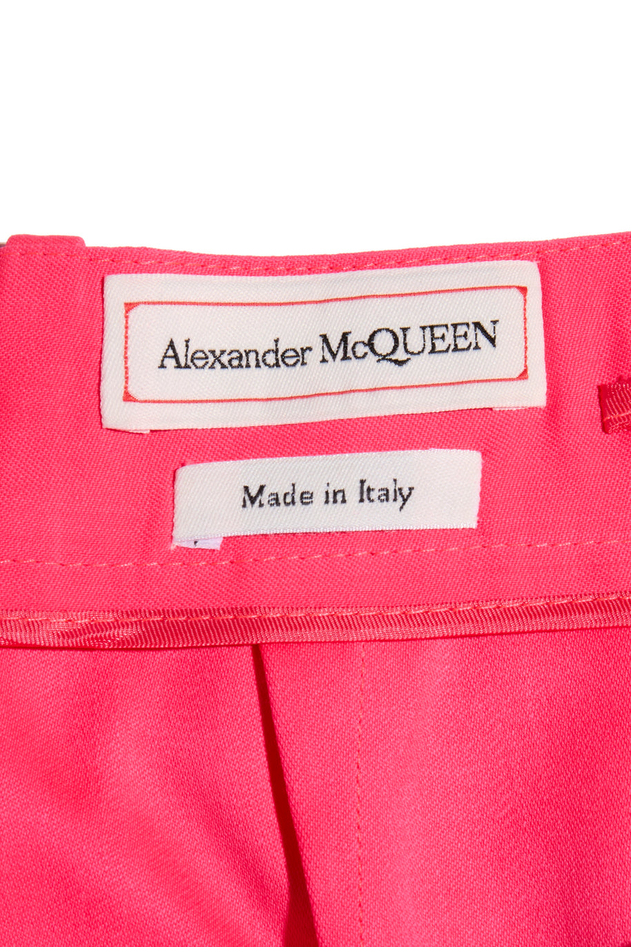 Alexander McQueen Spring/Summer 2022 Hot Pink Wool Double-Breasted Pantsuit IT 40