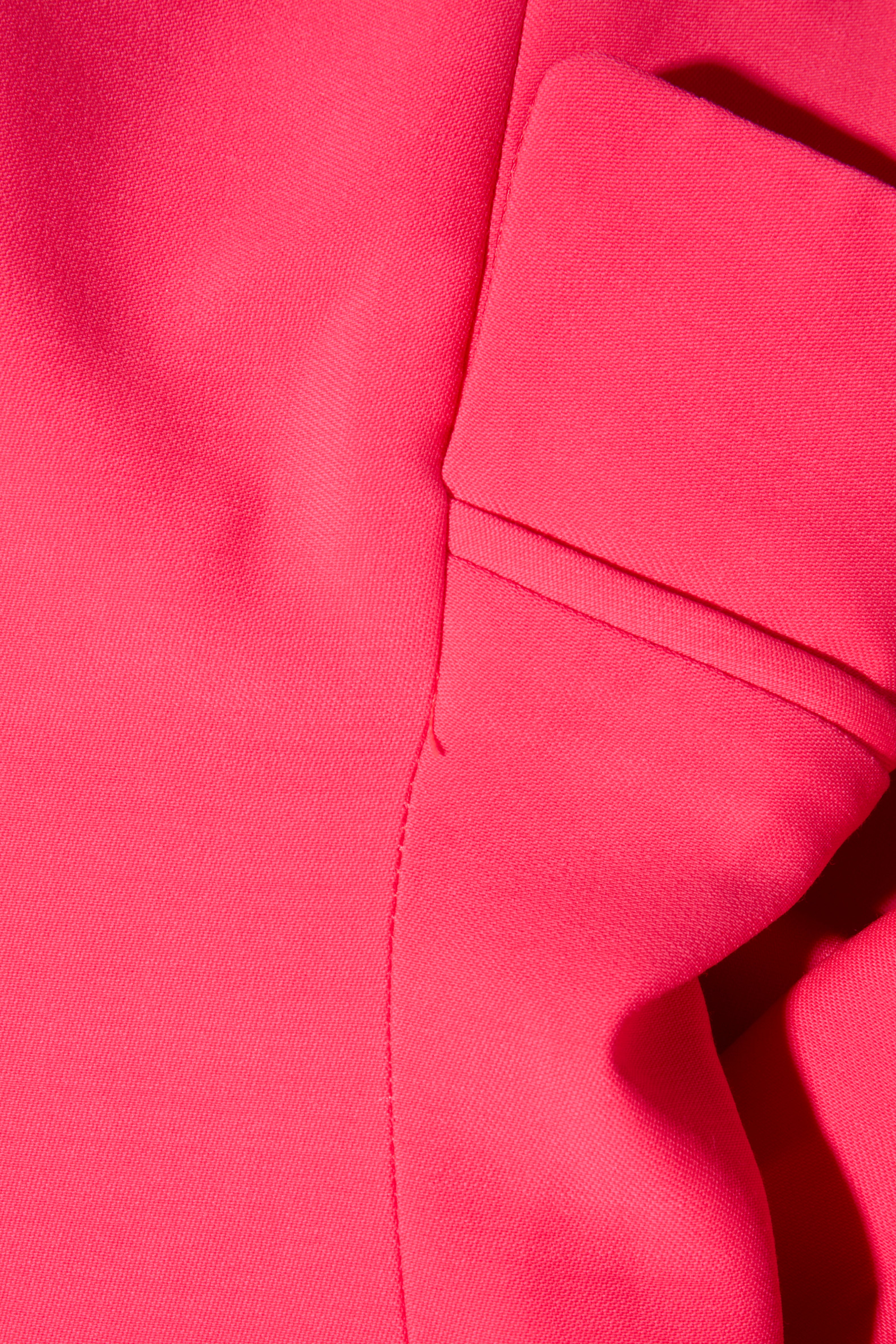 Alexander McQueen Spring/Summer 2022 Hot Pink Wool Double-Breasted Pantsuit IT 40