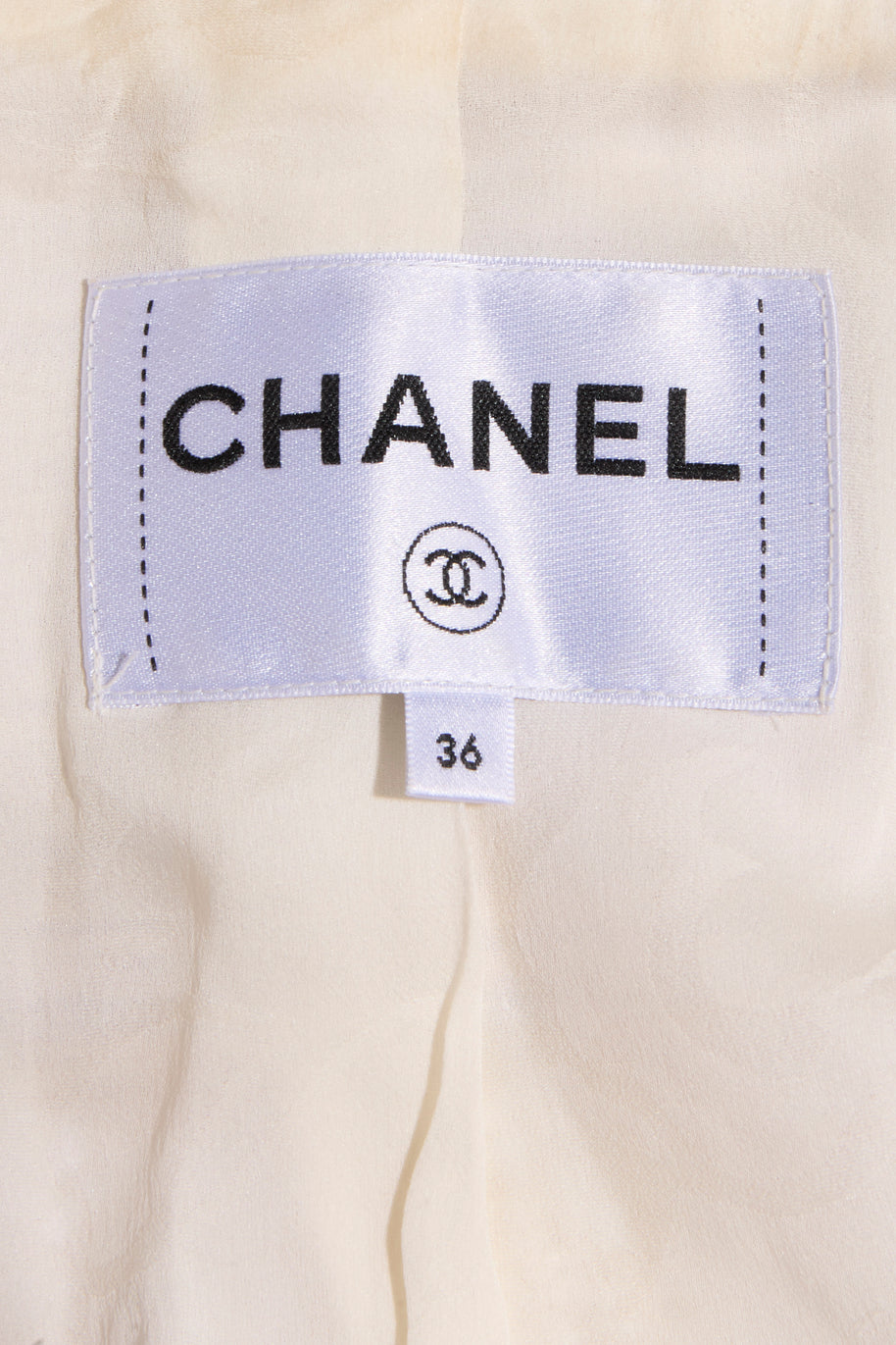 Chanel 2019 La Pausa Runway Cream Bouclé Tweed Suit Jacket & Pant Set Size 36