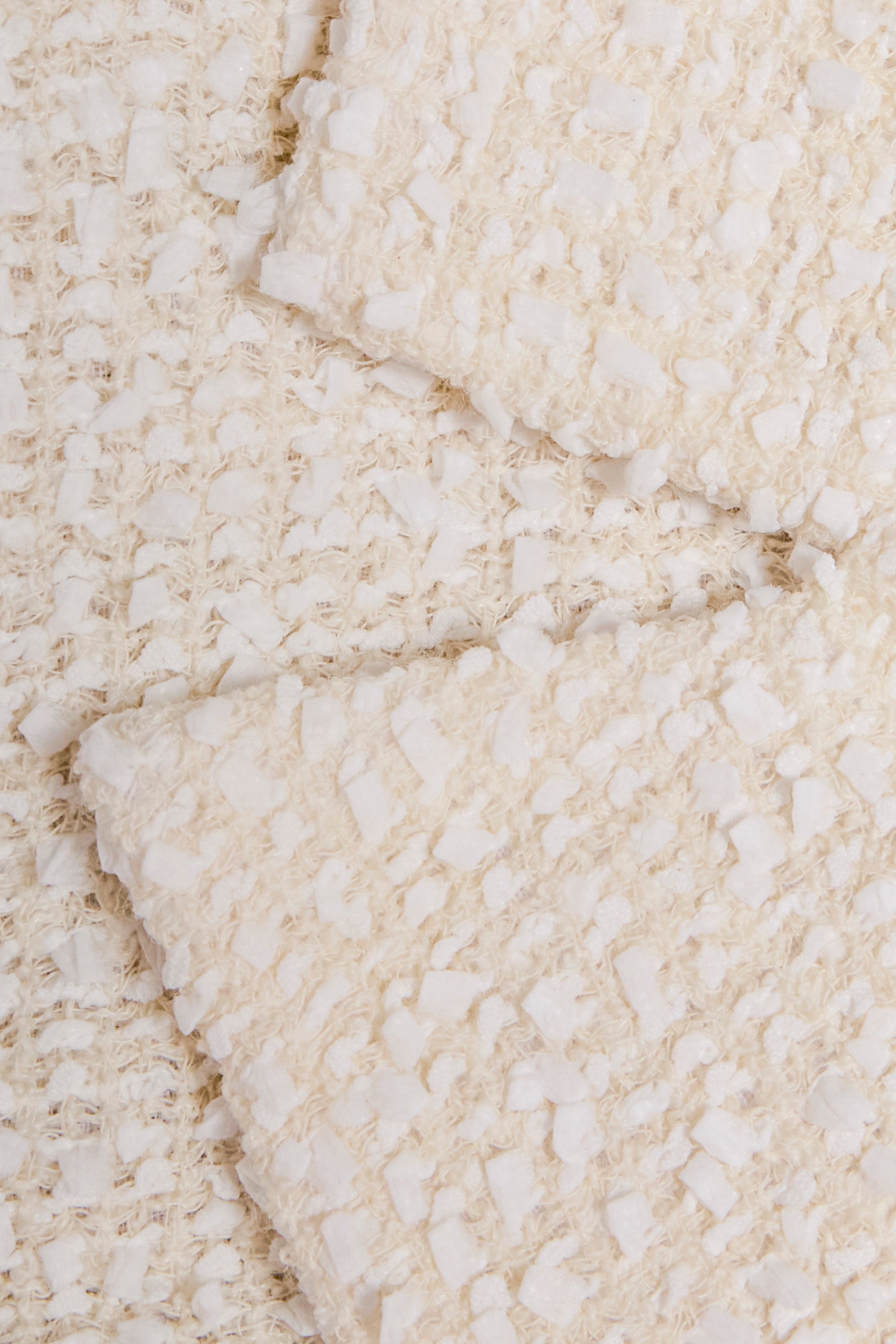 Chanel 2019 La Pausa Runway Cream Bouclé Tweed Suit Jacket & Pant Set Size 36