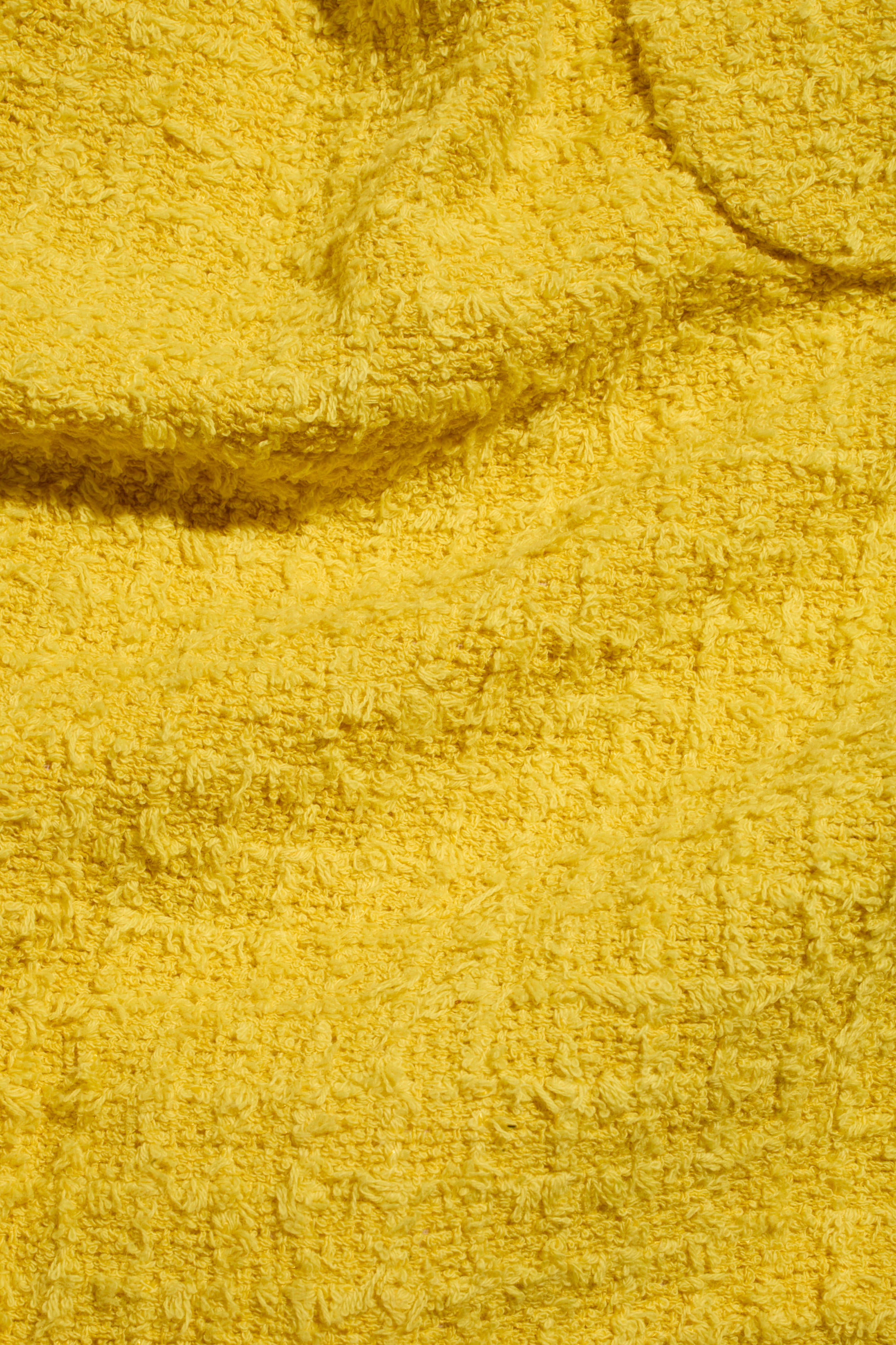 Chanel Spring/Summer 2022 Runway Yellow Tweed Skirt Suit, FR 36 / 34