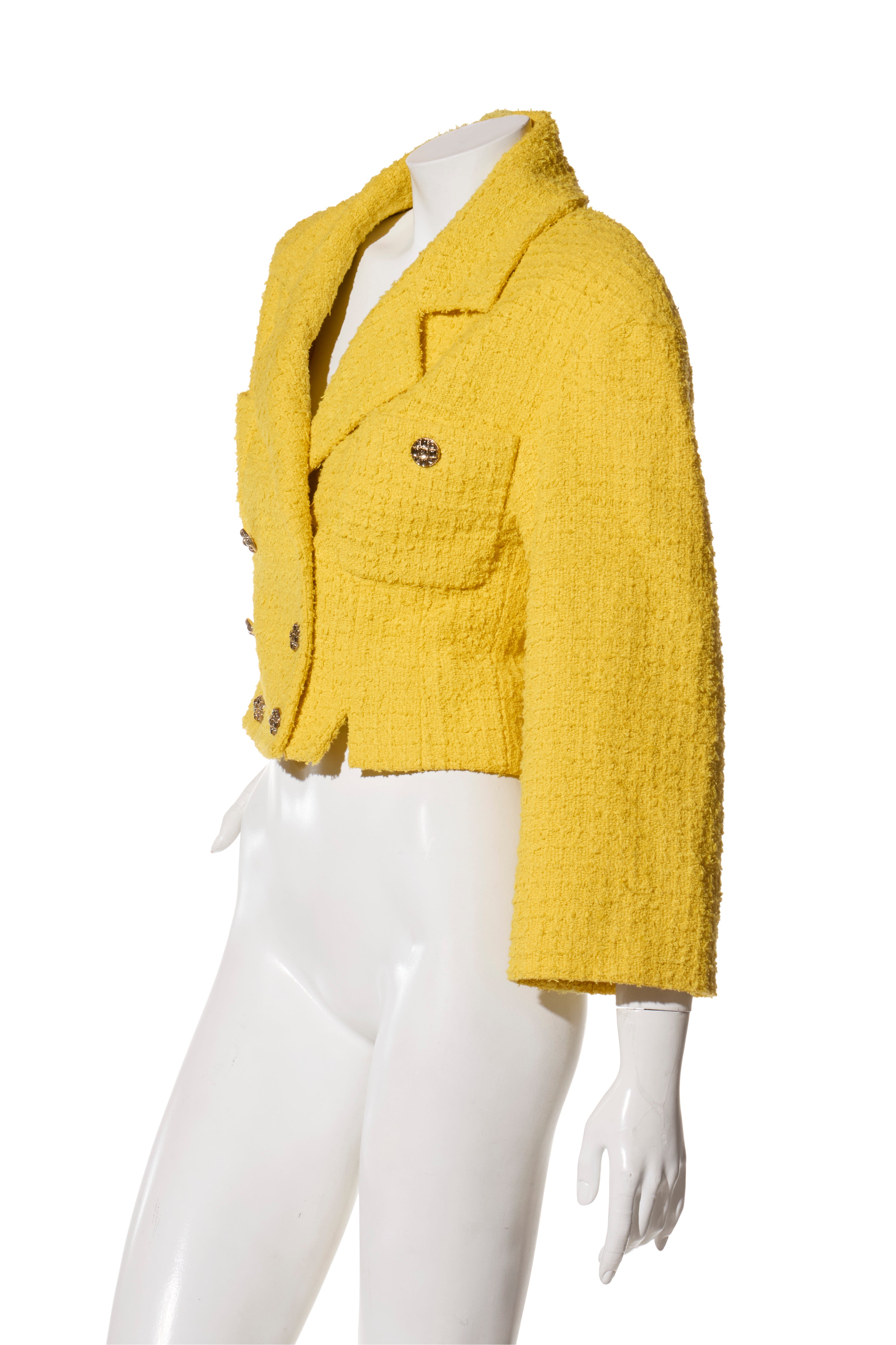 Chanel Spring/Summer 2022 Runway Yellow Tweed Skirt Suit, FR 36 / 34