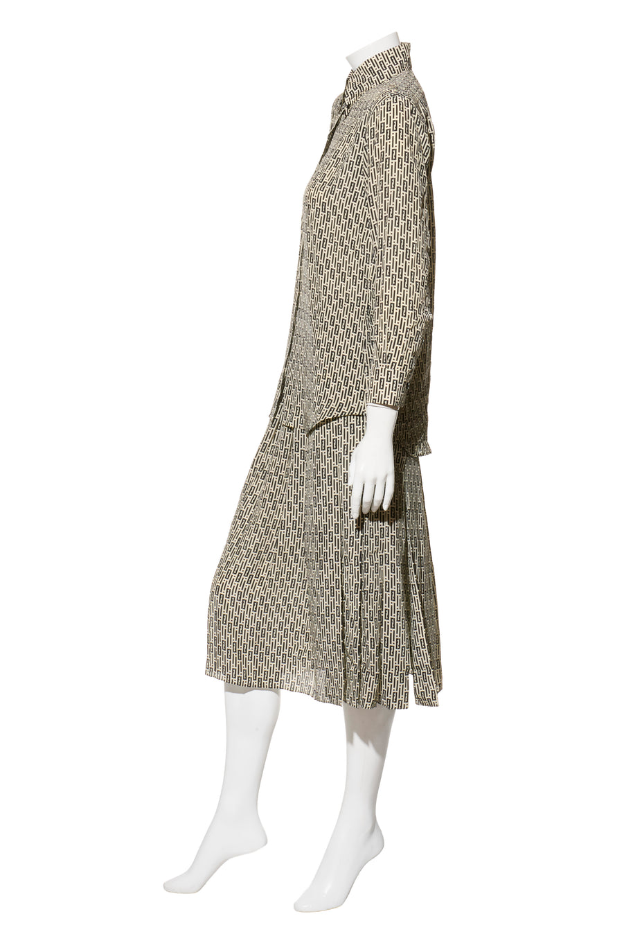 Fendi Pre-Fall 2012 Rare Black Ivory Monogram Wool Silk 3-Piece Skirt Suit Set (Coat, Blouse, Skirt)