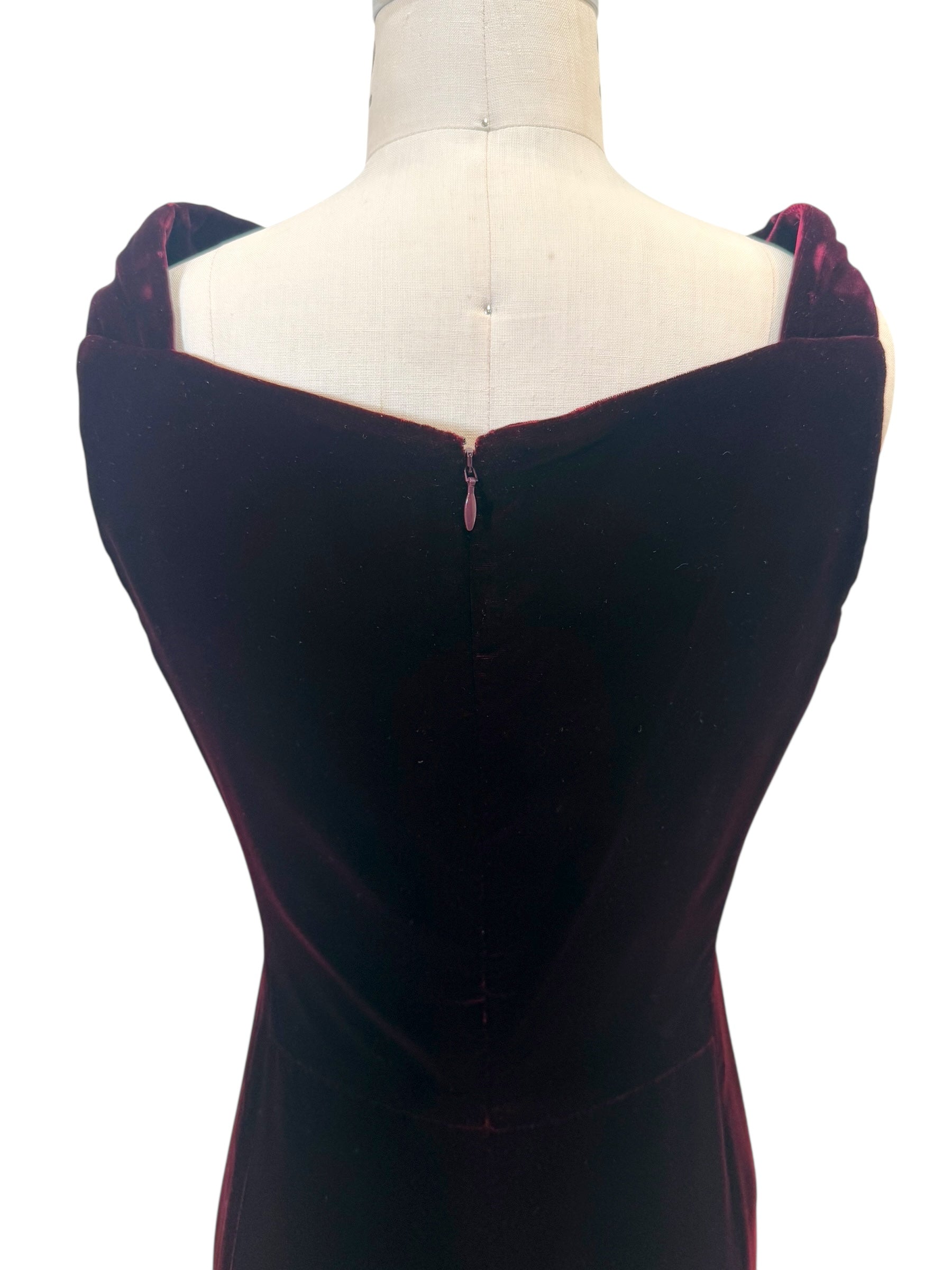 Alaïa FW2008 Burgundy Velvet Draped Cowl-Neck Evening Gown (IT 38 | US 0–2)