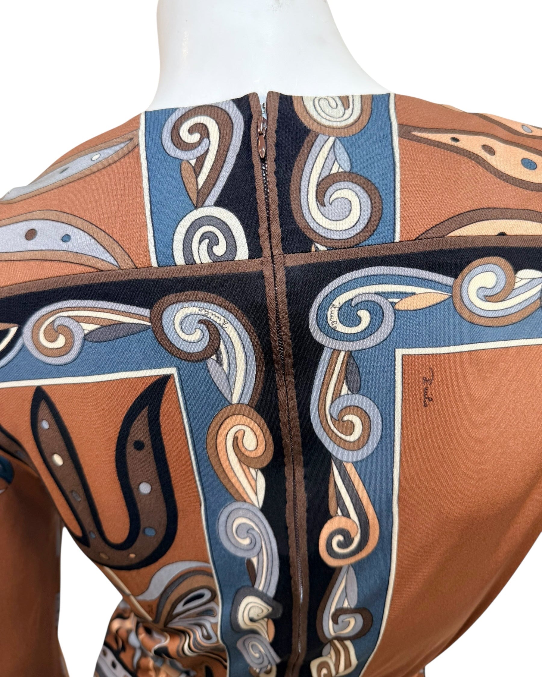 Back zipper detail on vintage Emilio Pucci long sleeve dress showing quality Italian construction