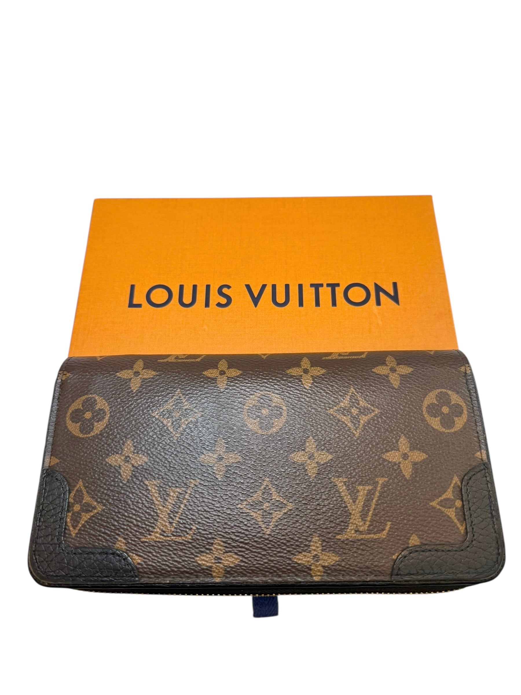 Louis Vuitton Zippy Wallet NM Monogram Canvas (2019, Made in France)