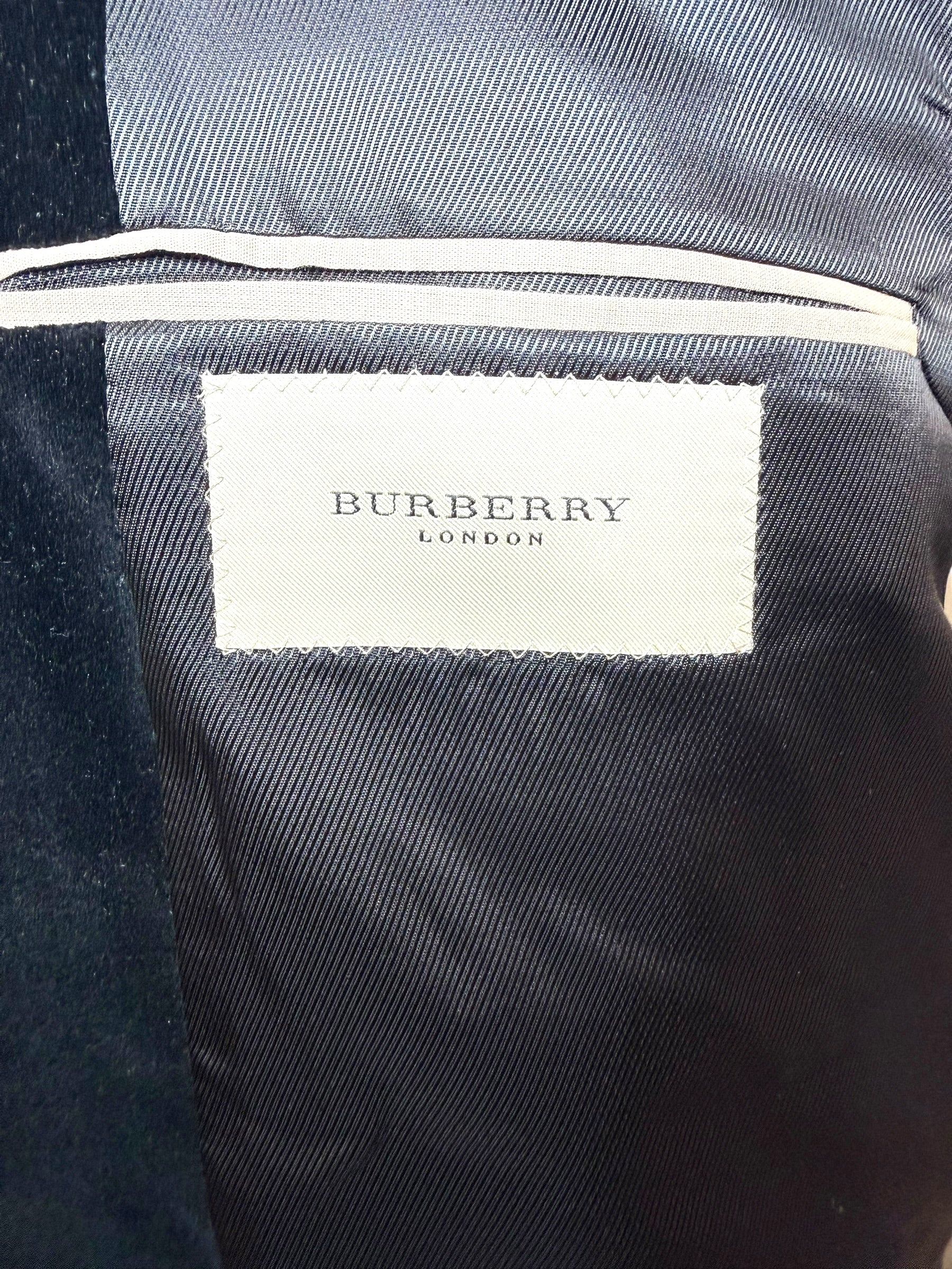 Burberry London Men’s Black Velvet Jacket Bond Street Model Size 46 Long