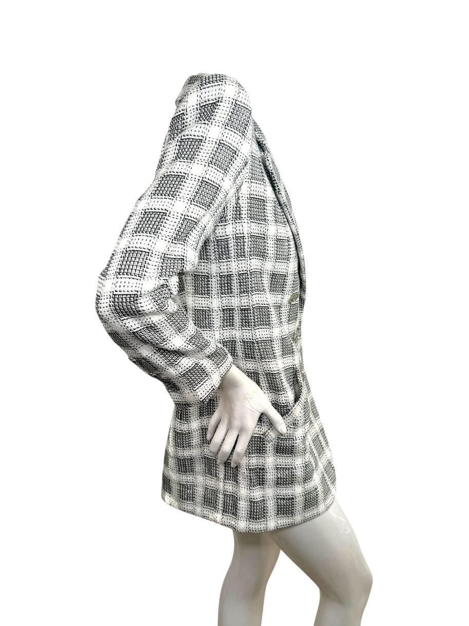 Chanel 2020P Tweed Blazer Dress Jacket FR 36 Ivory Black CC Buttons