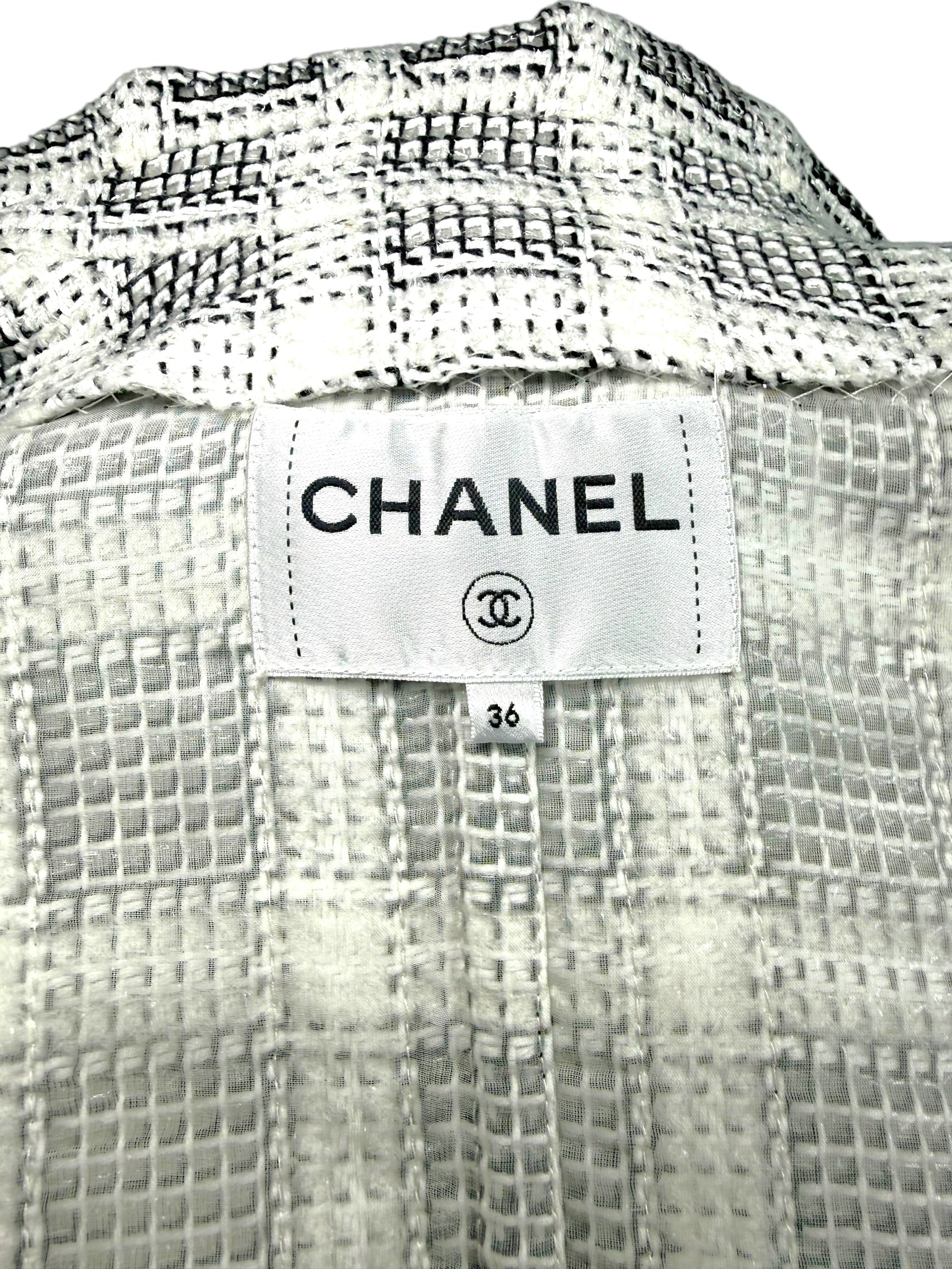 Chanel 2020P Tweed Blazer Dress Jacket FR 36 Ivory Black CC Buttons