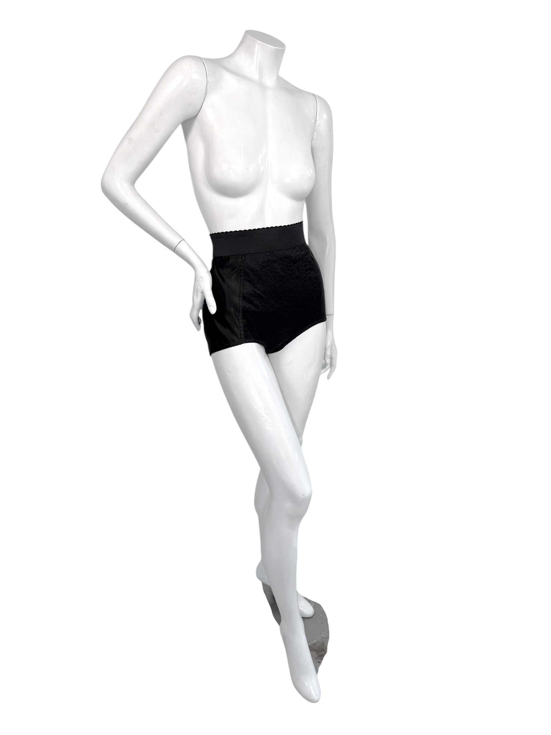 Dolce & Gabbana Black Lace High-Waisted Shorts IT 42