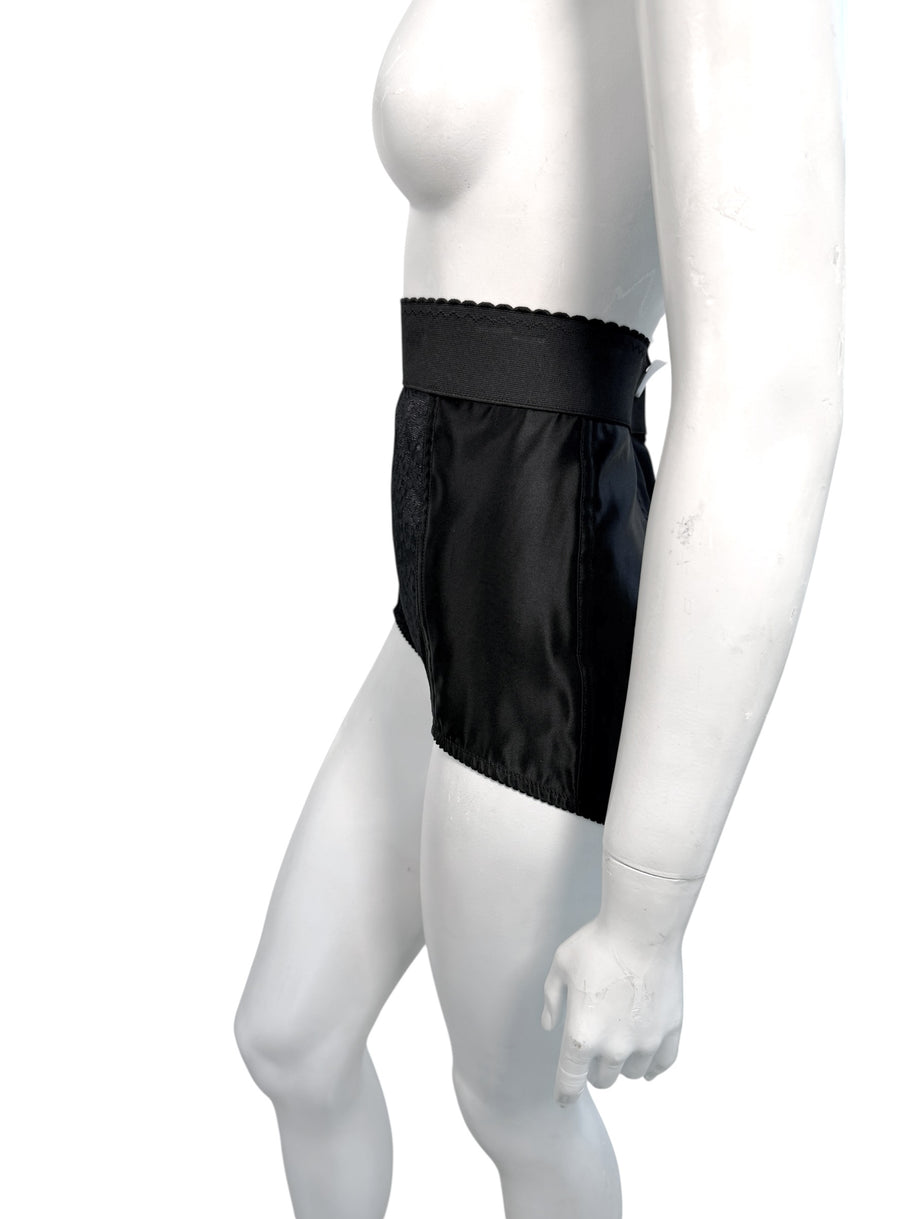 Dolce & Gabbana Black Lace High-Waisted Shorts IT 42