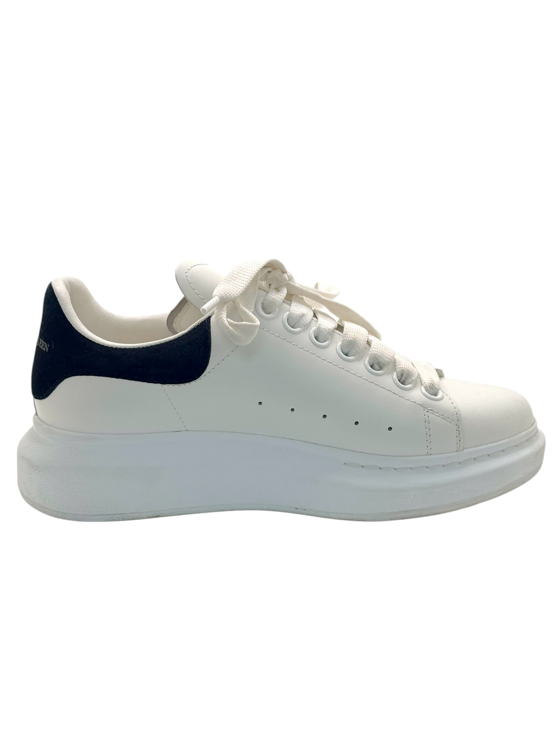 Alexander McQueen Oversized Sneakers White Black Suede Heel EU 37