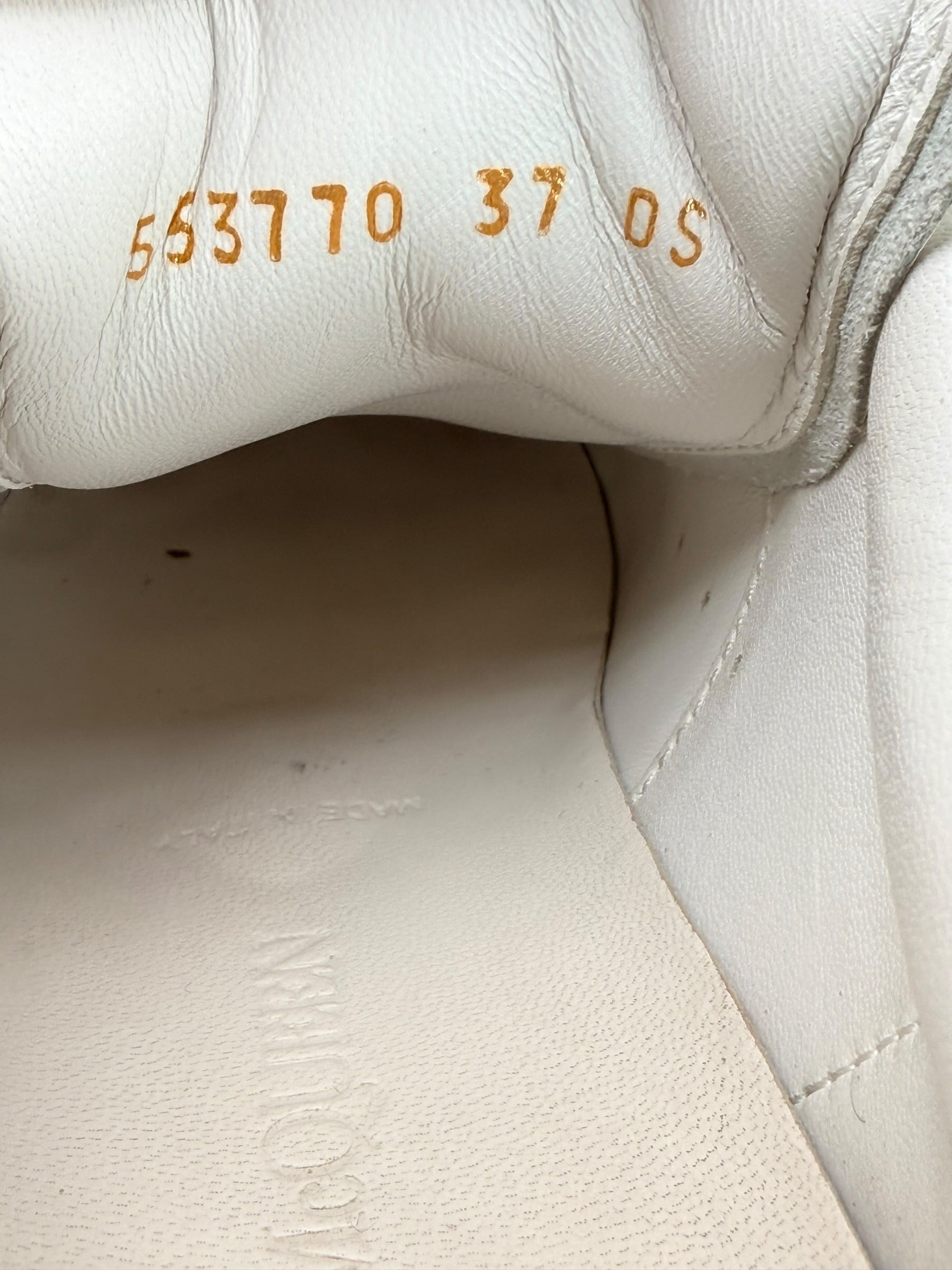 Alexander McQueen Oversized Sneakers White Black Suede Heel EU 37
