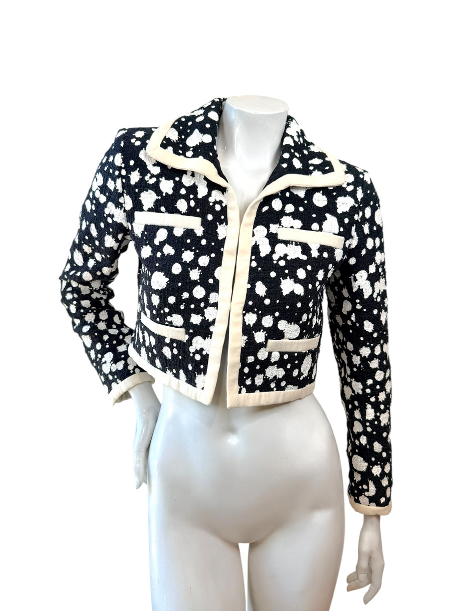 Chanel 2015 Bouclé Cropped Jacket Black White FR38