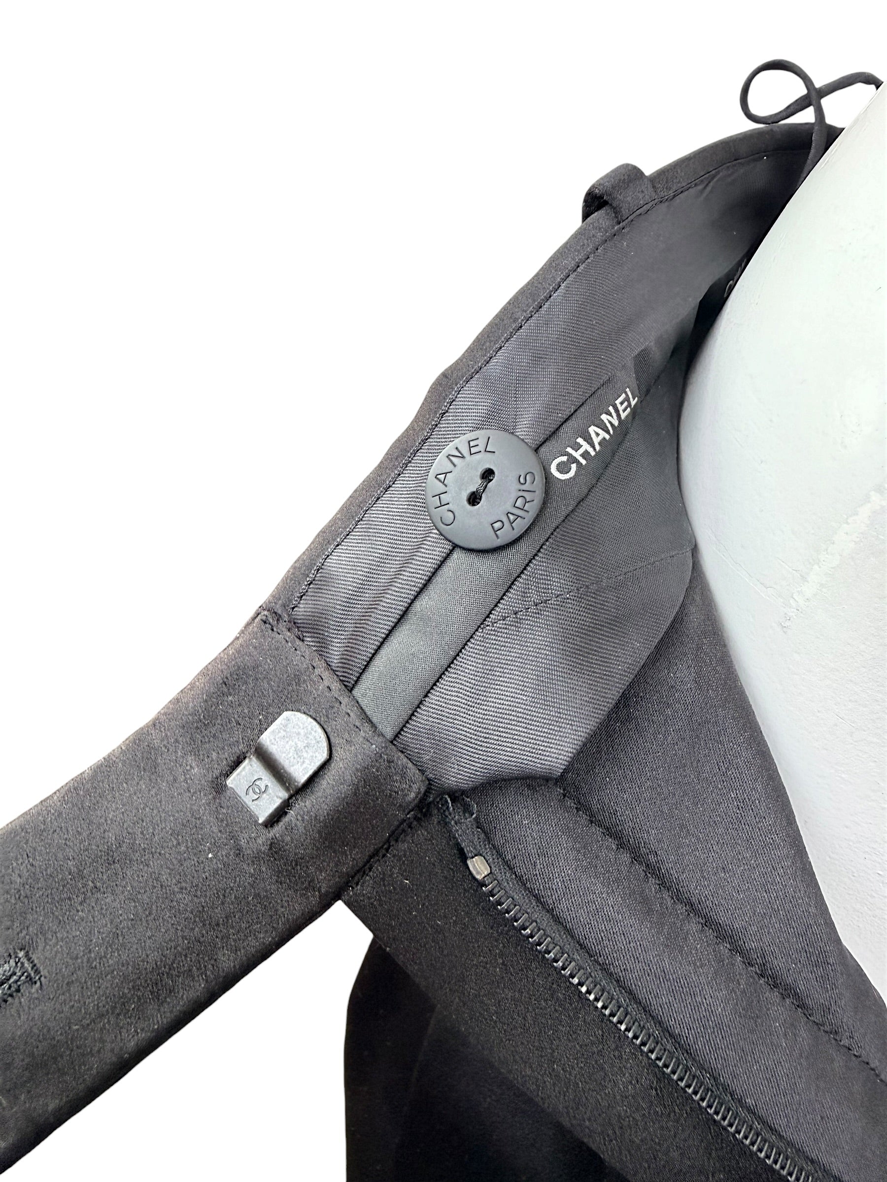 Chanel 2019 Black Silk Tailored Trousers CC Buttons FR36