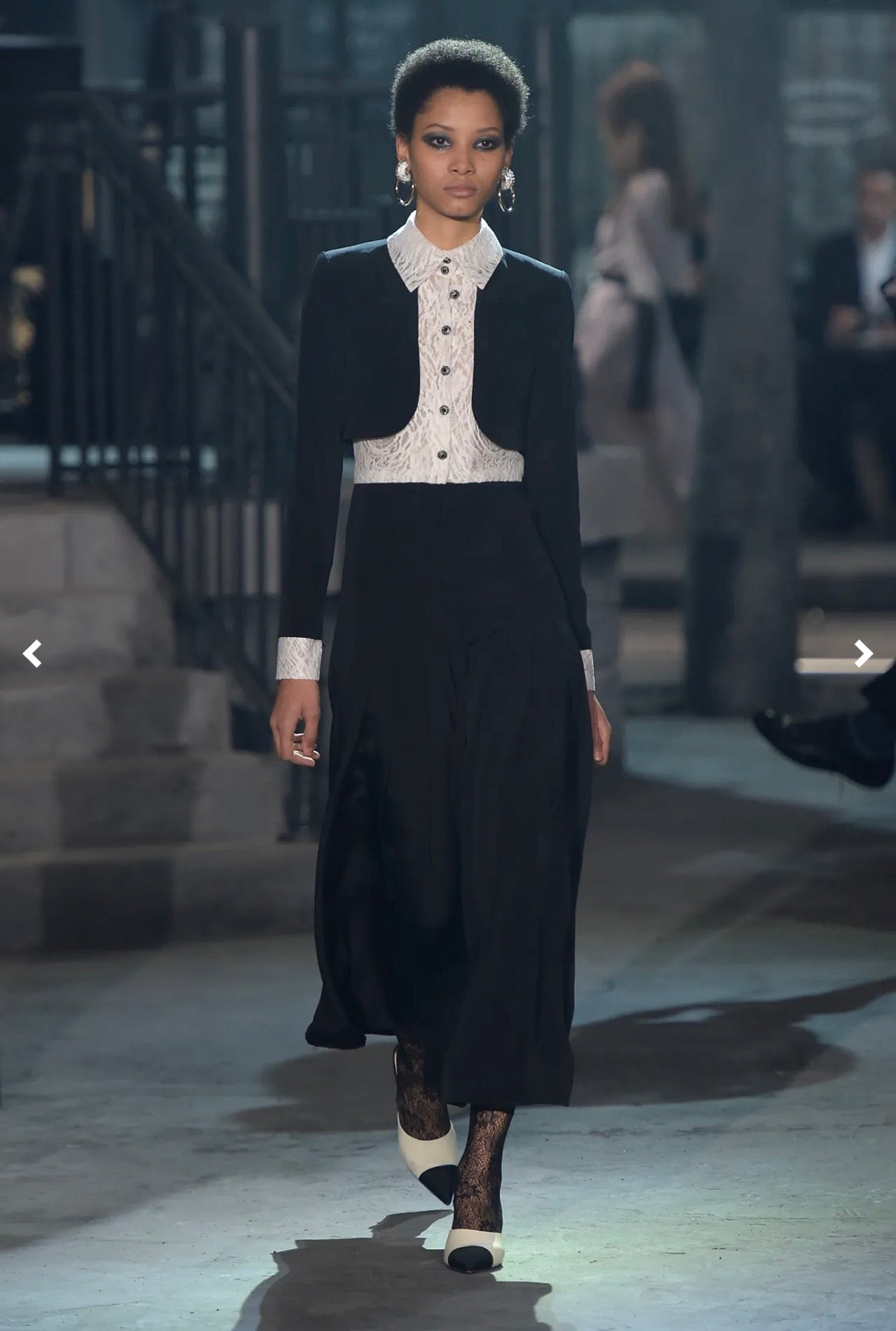 Chanel Pre-Fall 2016 Lace Bodice Pleated Dress & Cropped Jacket Set FR36
