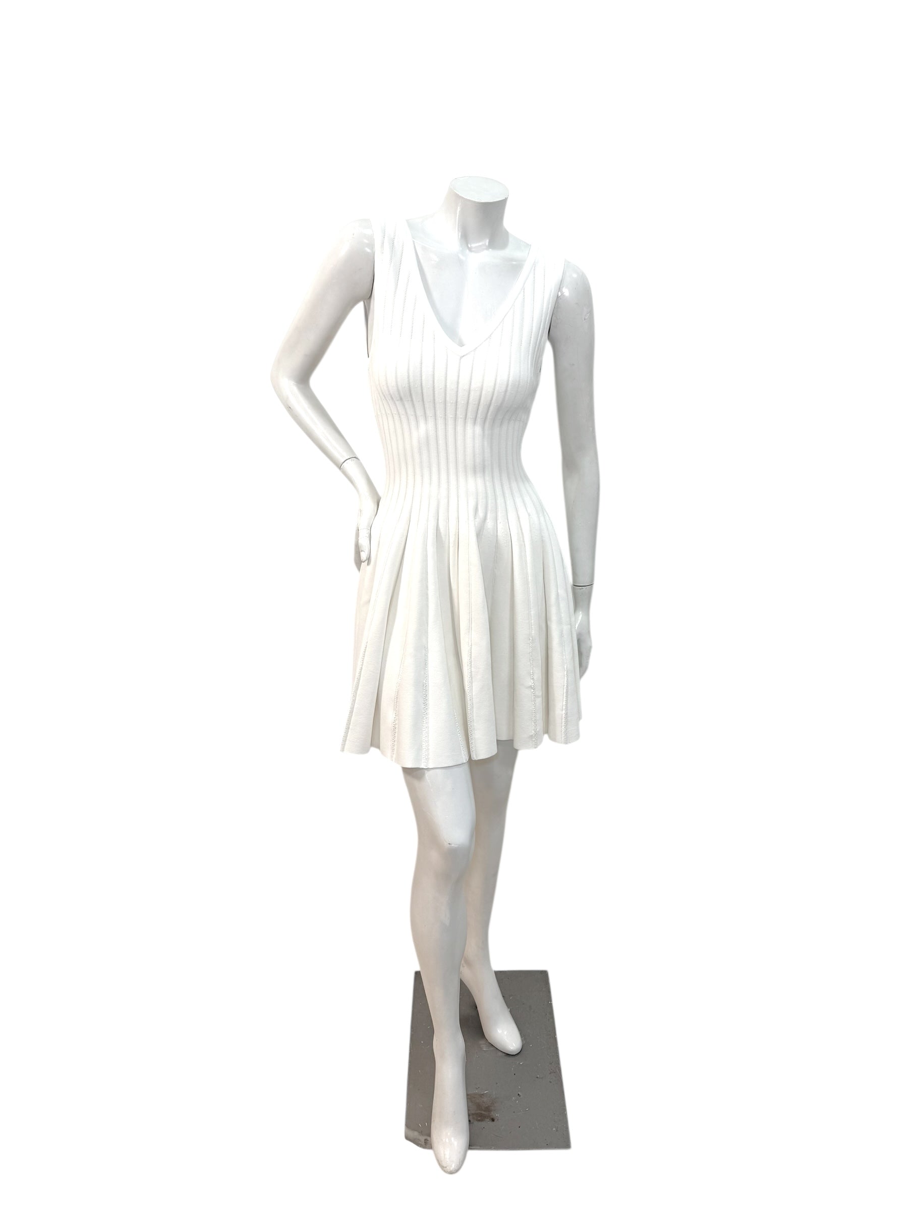 Alaïa White Ribbed Knit Fit & Flare Skater Dress SS19 Size 38