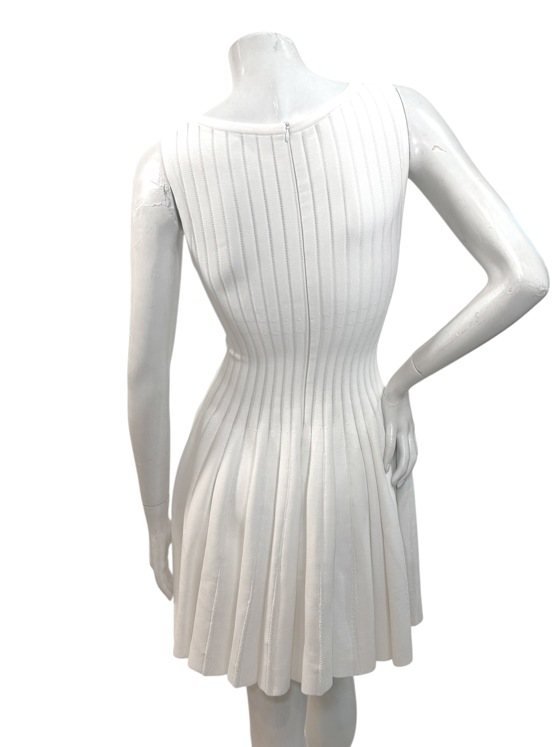 Alaïa White Ribbed Knit Fit & Flare Skater Dress SS19 Size 38