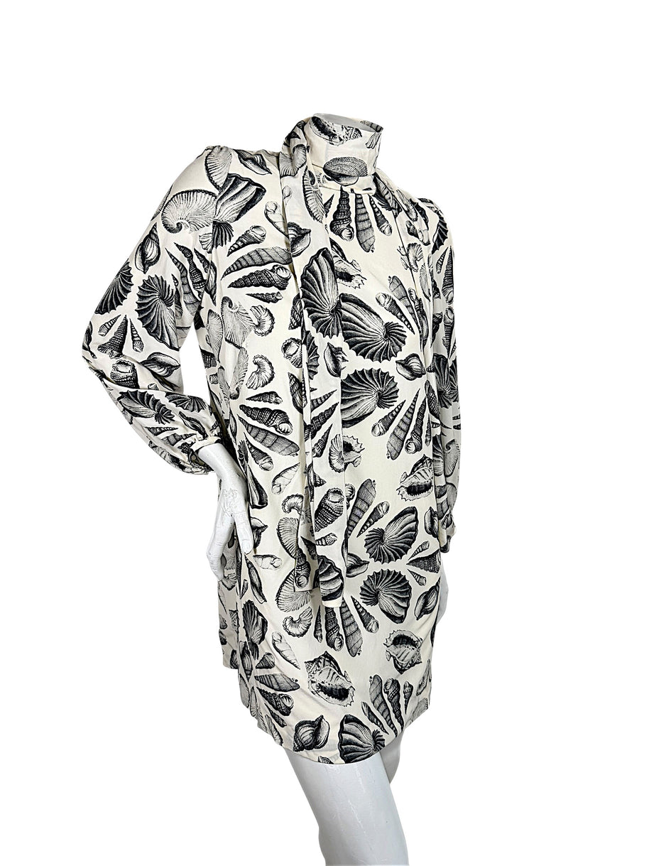 Alexander McQueen Resort 2019 seashell print silk scarf-tie mini dress angled front view