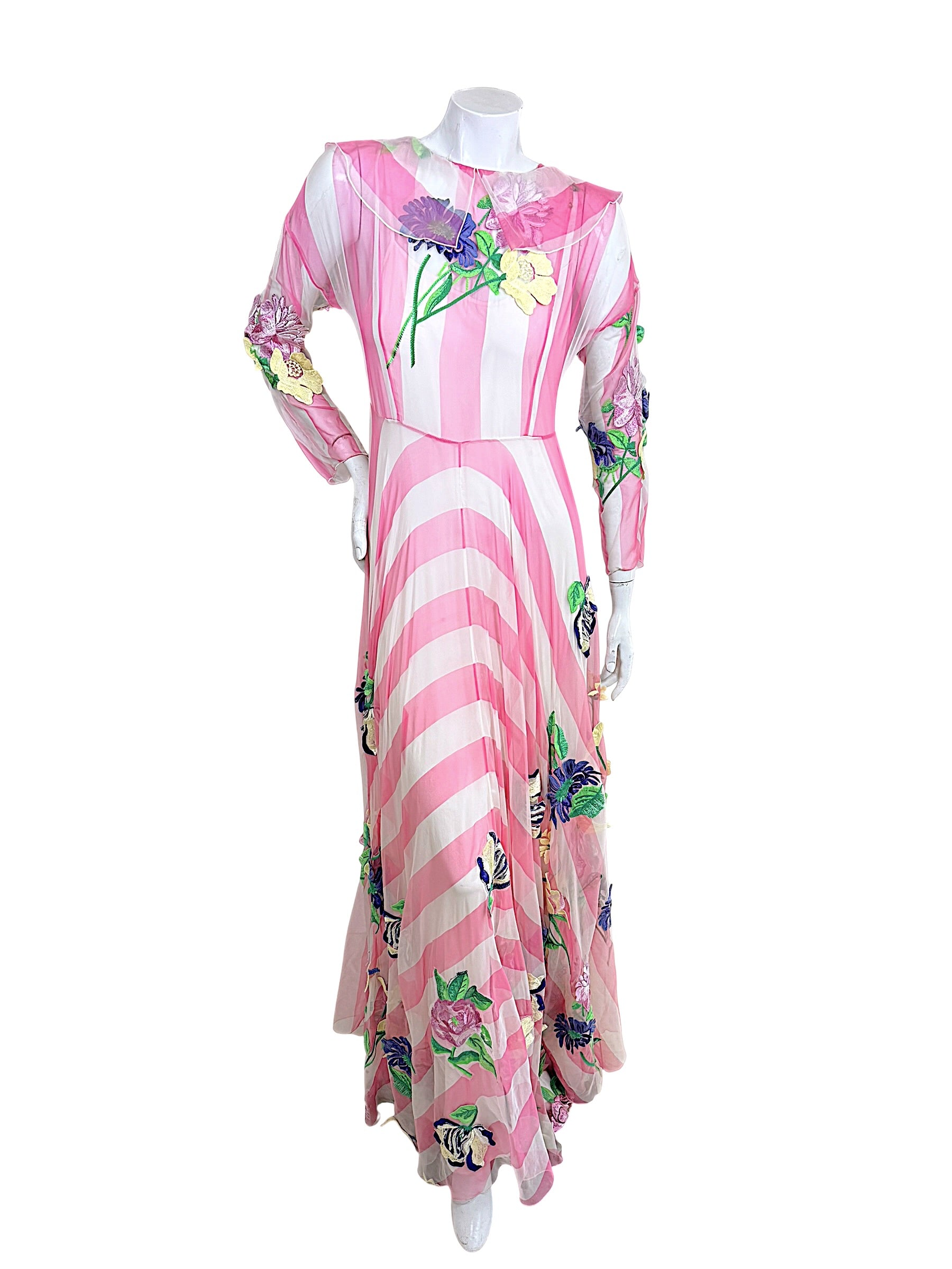 blumarine-spring-2016-runway-look-21-pink-floral-embroidered-gown-front.jpg