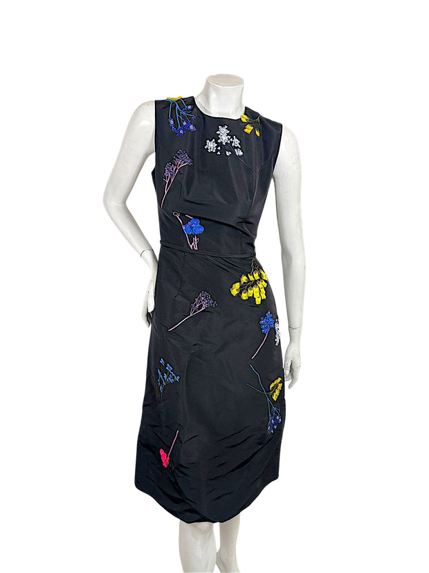 Carolina Herrera black silk floral embroidered sleeveless dress size 2 front view