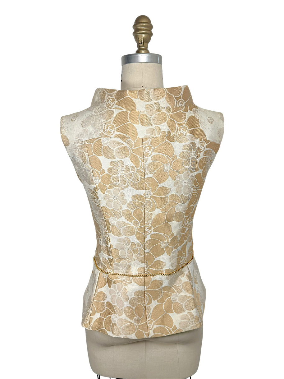 Chanel Spring 2001 runway vest back view floral jacquard tailored silhouette