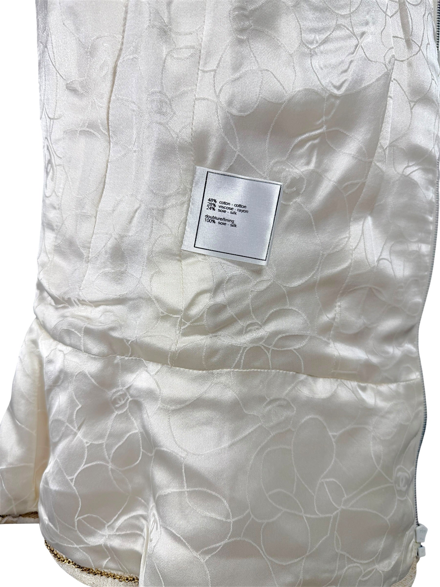 Chanel composition tag cotton viscose silk blend on runway vest