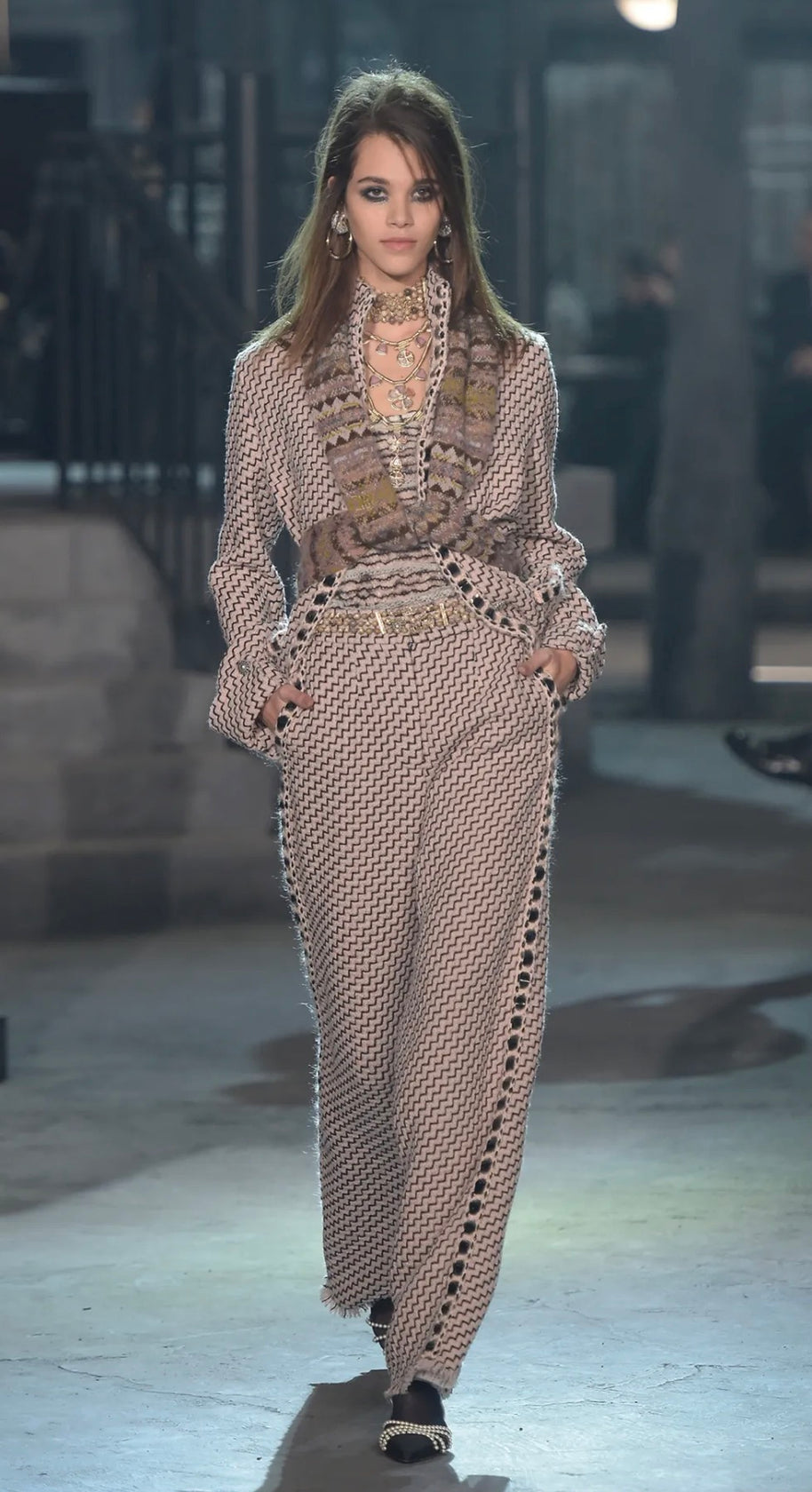 Chanel Pre-Fall 2016 runway Look 36 reference image Karl Lagerfeld Paris Rome collection