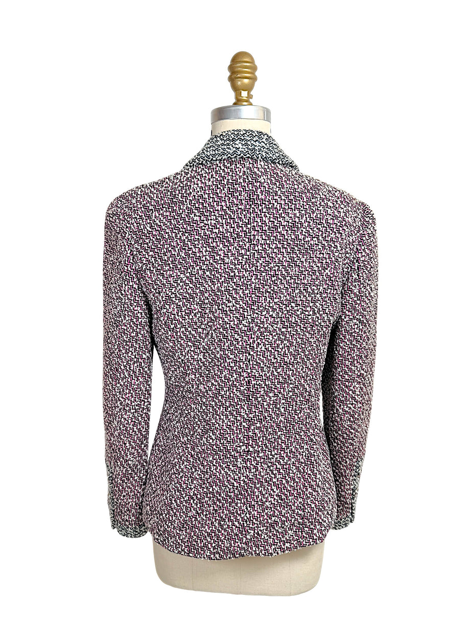Back view of Chanel Boutique Spring 1996 pink black and white tweed jacket with tailored vintage silhouette