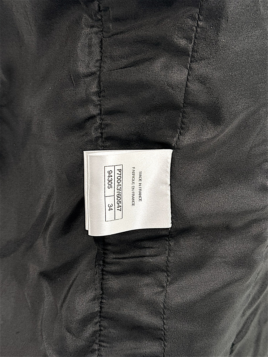 Interior production label of Chanel Cruise 2021 black tweed jacket made in France size FR 34