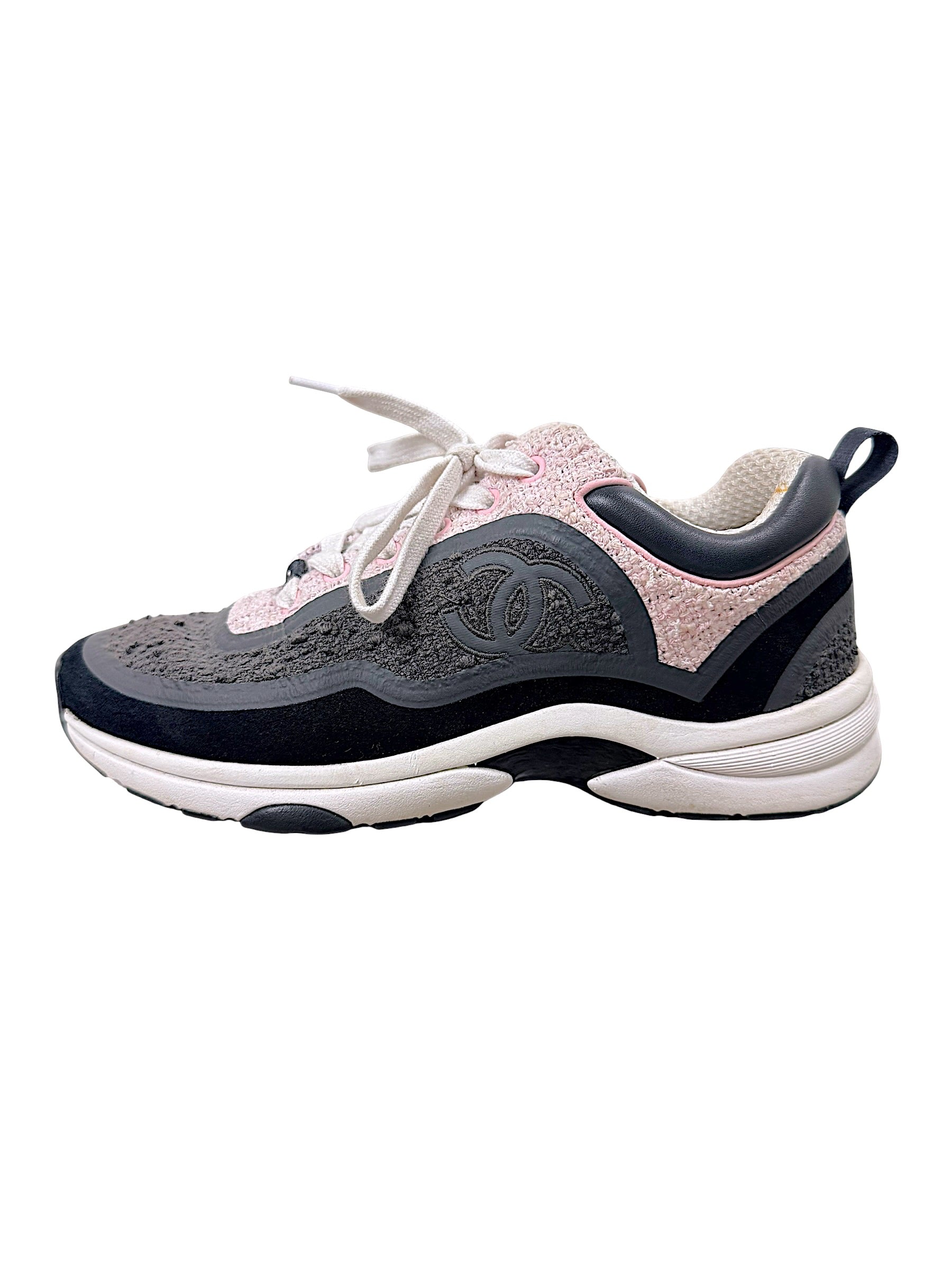 Side profile of Chanel G34360 grey and pink tweed sneaker with black suede trim