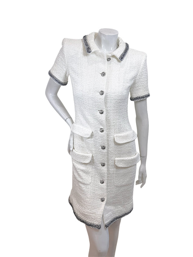 Authentic Chanel white bouclé tweed short sleeve button front dress with metallic trim and flap pockets size FR 36 front view