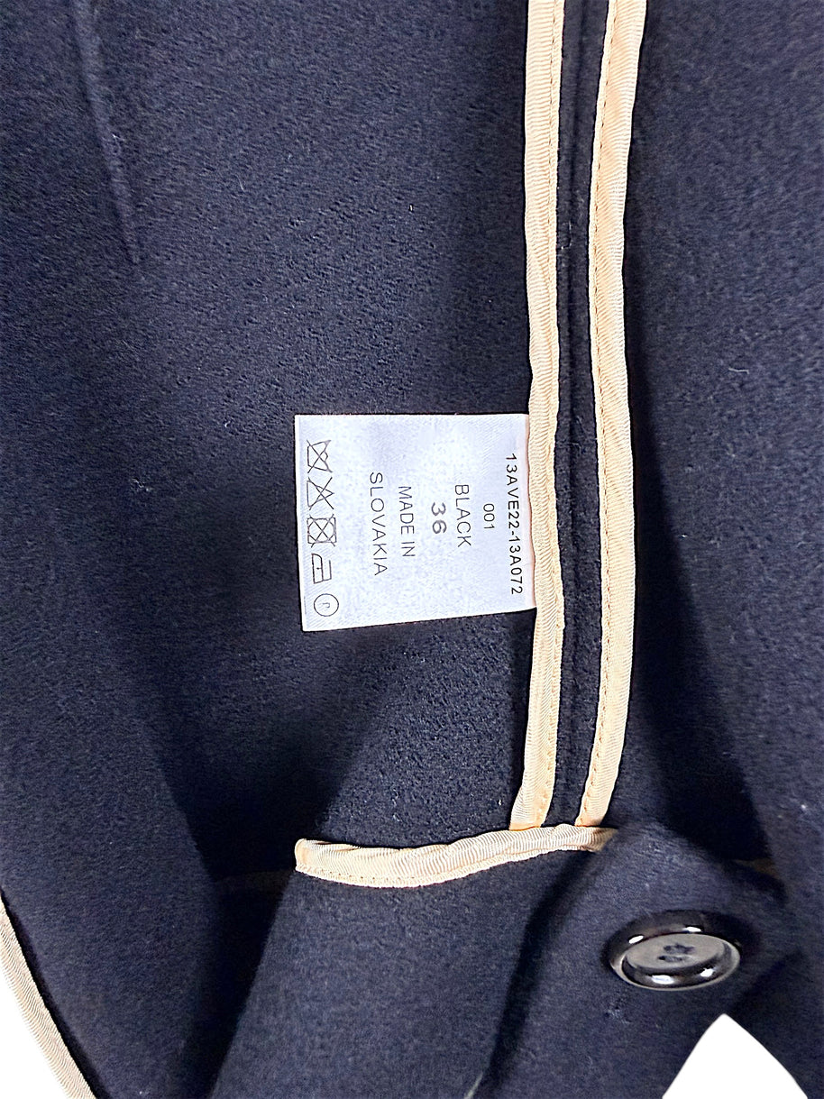 Chloé style 13AVE22-13A072 black cape jacket label showing FR size 36 and Made in Slovakia