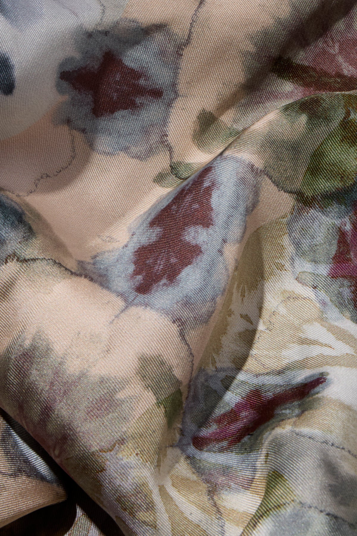 Christian Dior kaleidoscope print silk dress fabric and construction detail