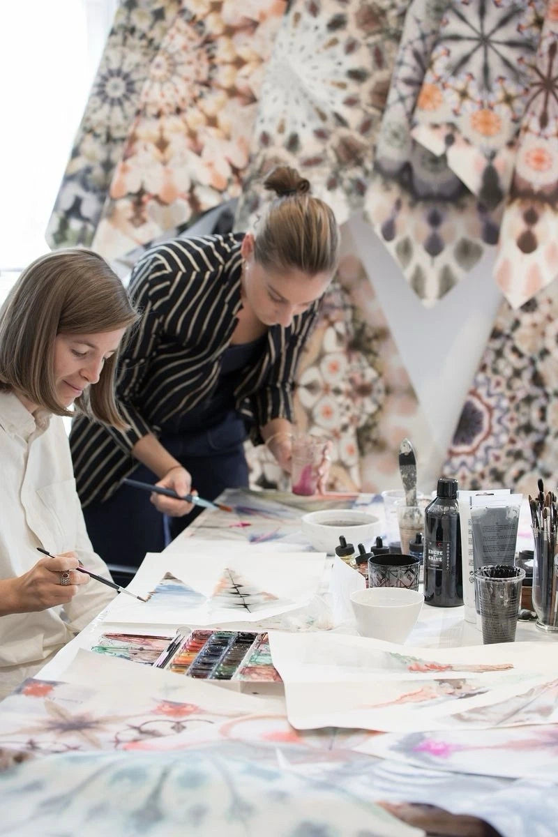 Christian Dior Spring 2019 kaleidoscope print runway atelier reference