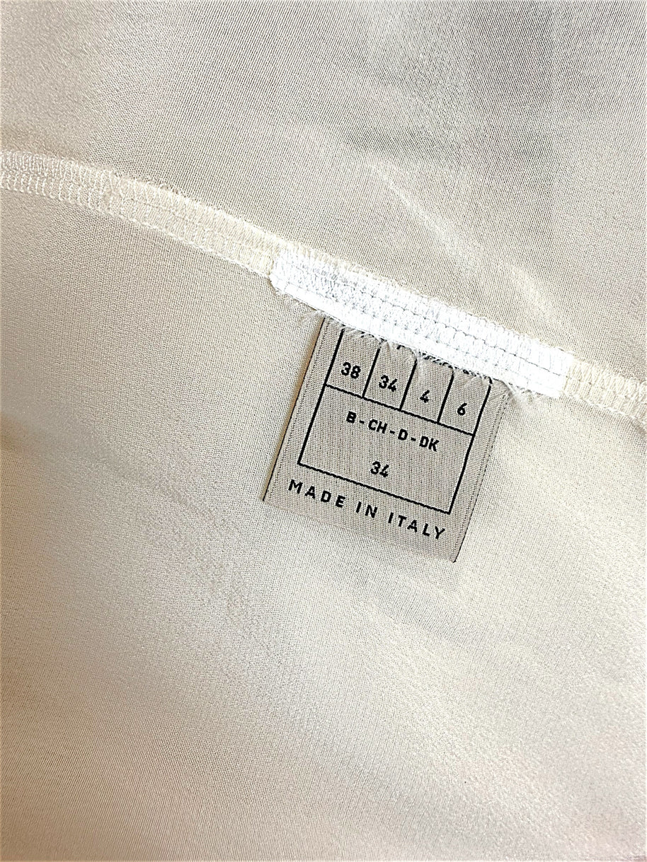Emilio Pucci size tag IT 38 FR 34 US 2 4 sizing label detail