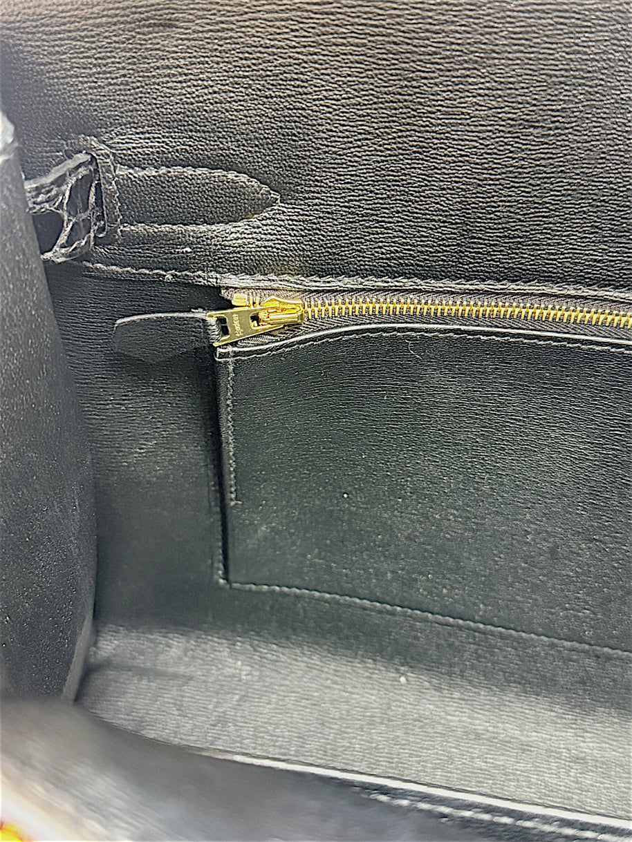 Clean black leather interior of Hermès Birkin 30 Sellier