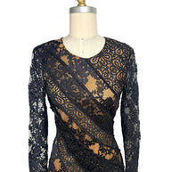 Oscar de la Renta lace dress bodice detail diagonal lace paneling