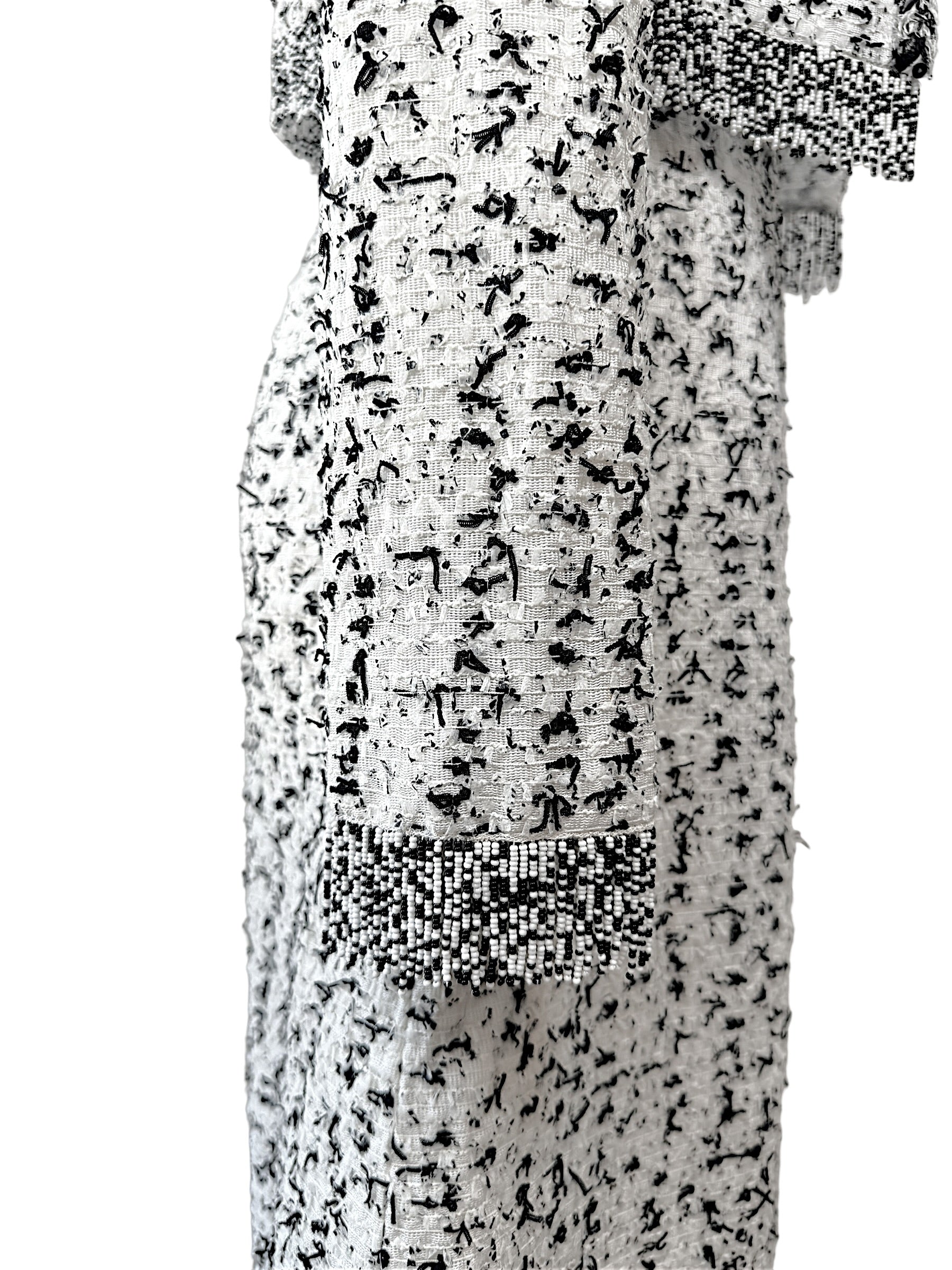 Oscar de la Renta 2015 tweed dress texture detail black and white woven fabric close-up