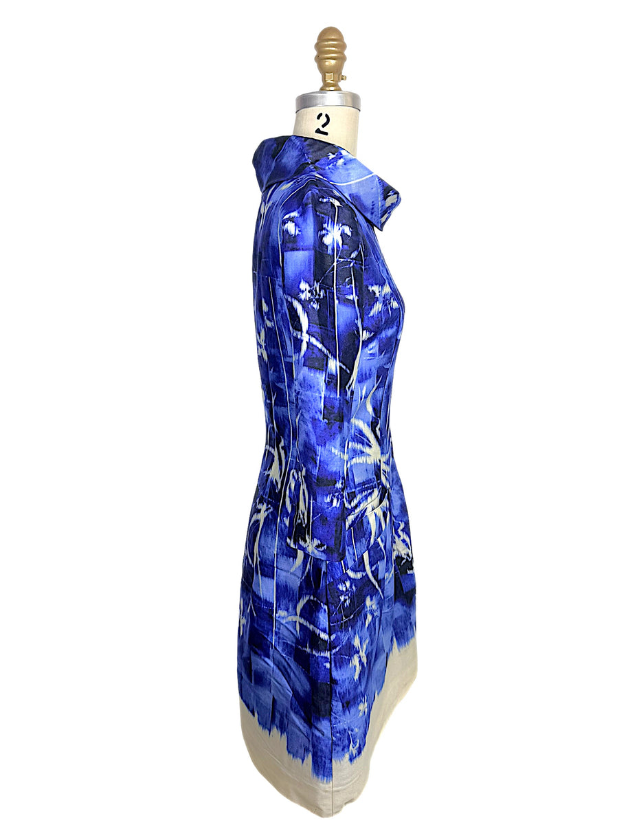 Side profile of the Oscar de la Renta Pre-Fall 2014 dress illustrating the fitted waist, sculptural neckline, and elegant A-line silhouette.