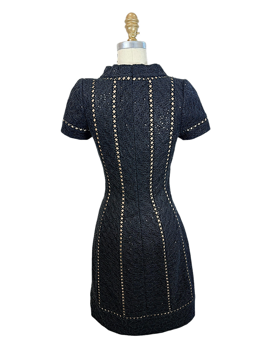 Oscar de la Renta Spring 2013 P13 black openwork sequin dress back full view with fitted waist and concealed zipper closure