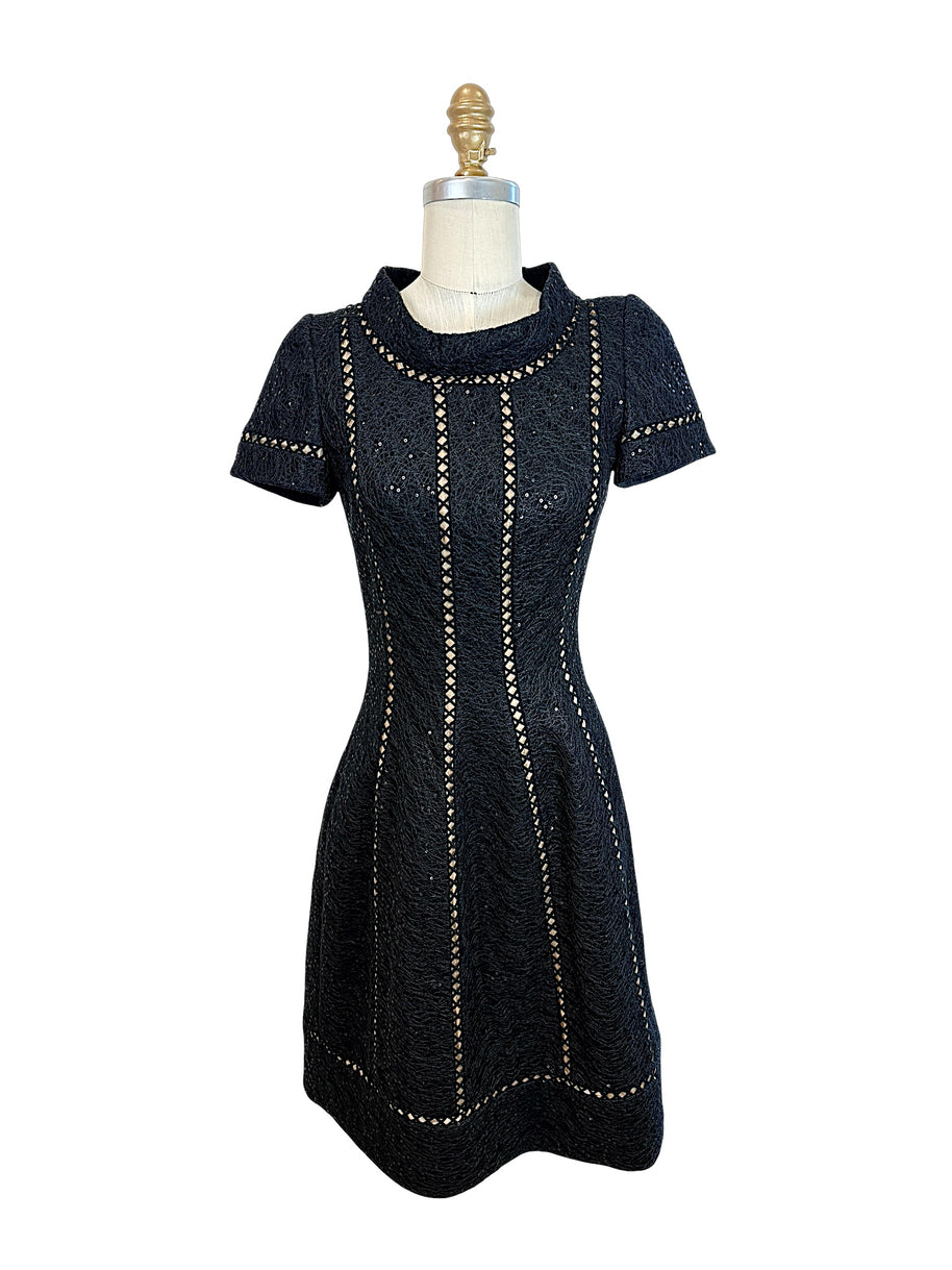 Oscar de la Renta Spring 2013 P13 black openwork textured sequin dress front full view fit and flare cocktail dress size 4