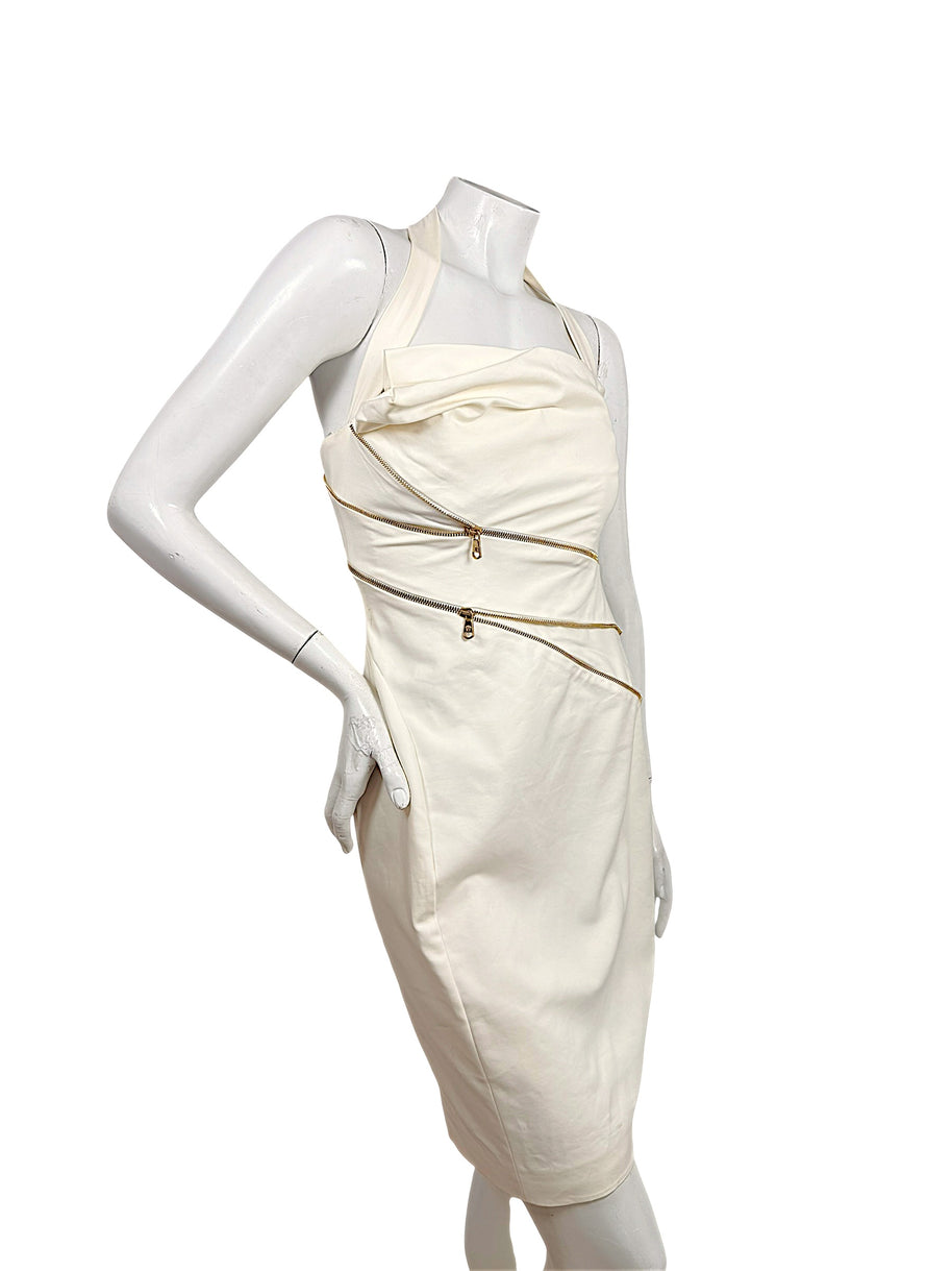 Versace Spring Summer 2009 Look 6 ivory fitted dress with sculptural neckline and gold zippers, angled front view