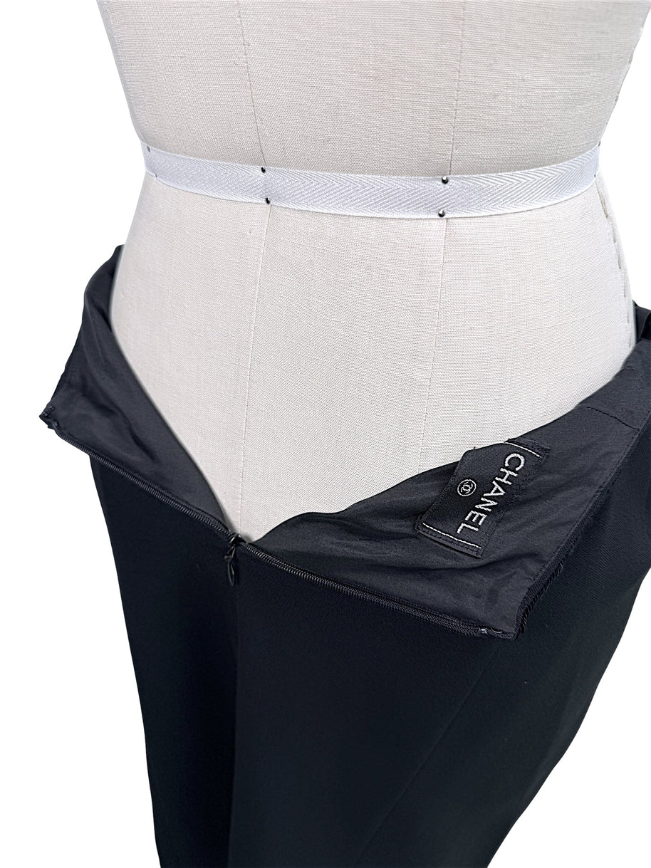 vintage-chanel-black-skirt-interior-label.jpg